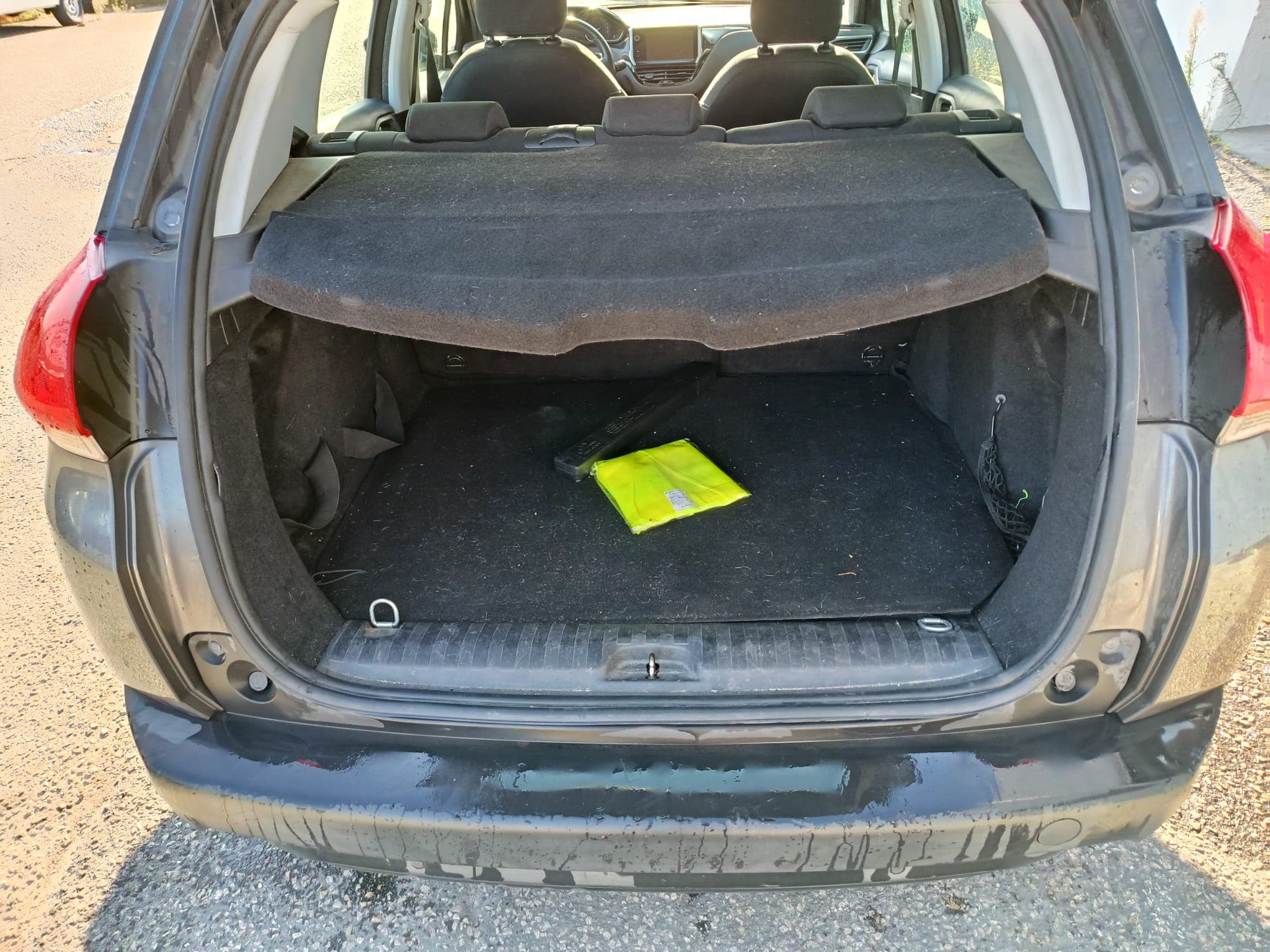 Peugeot 2008 · Ano 2015 — imagen 8