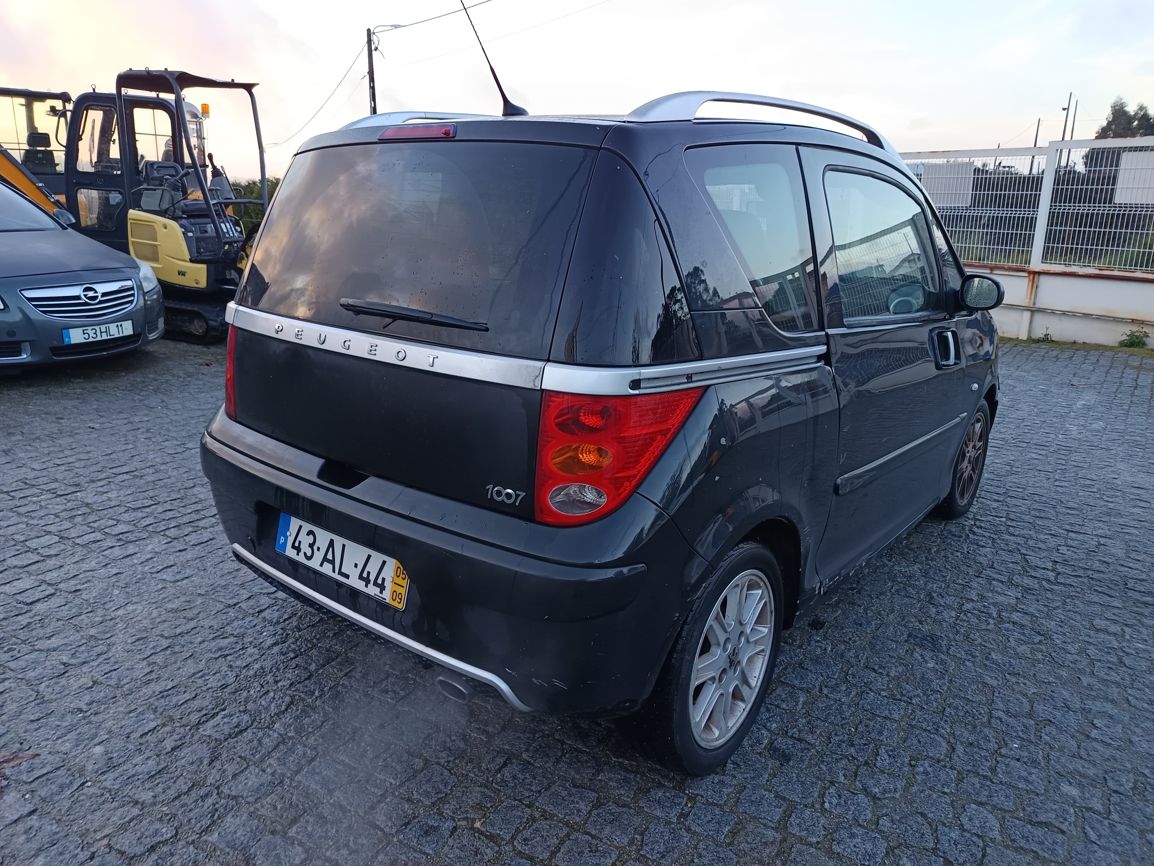 Peugeot 1007 1.4 · Ano 2005 — imagem 4