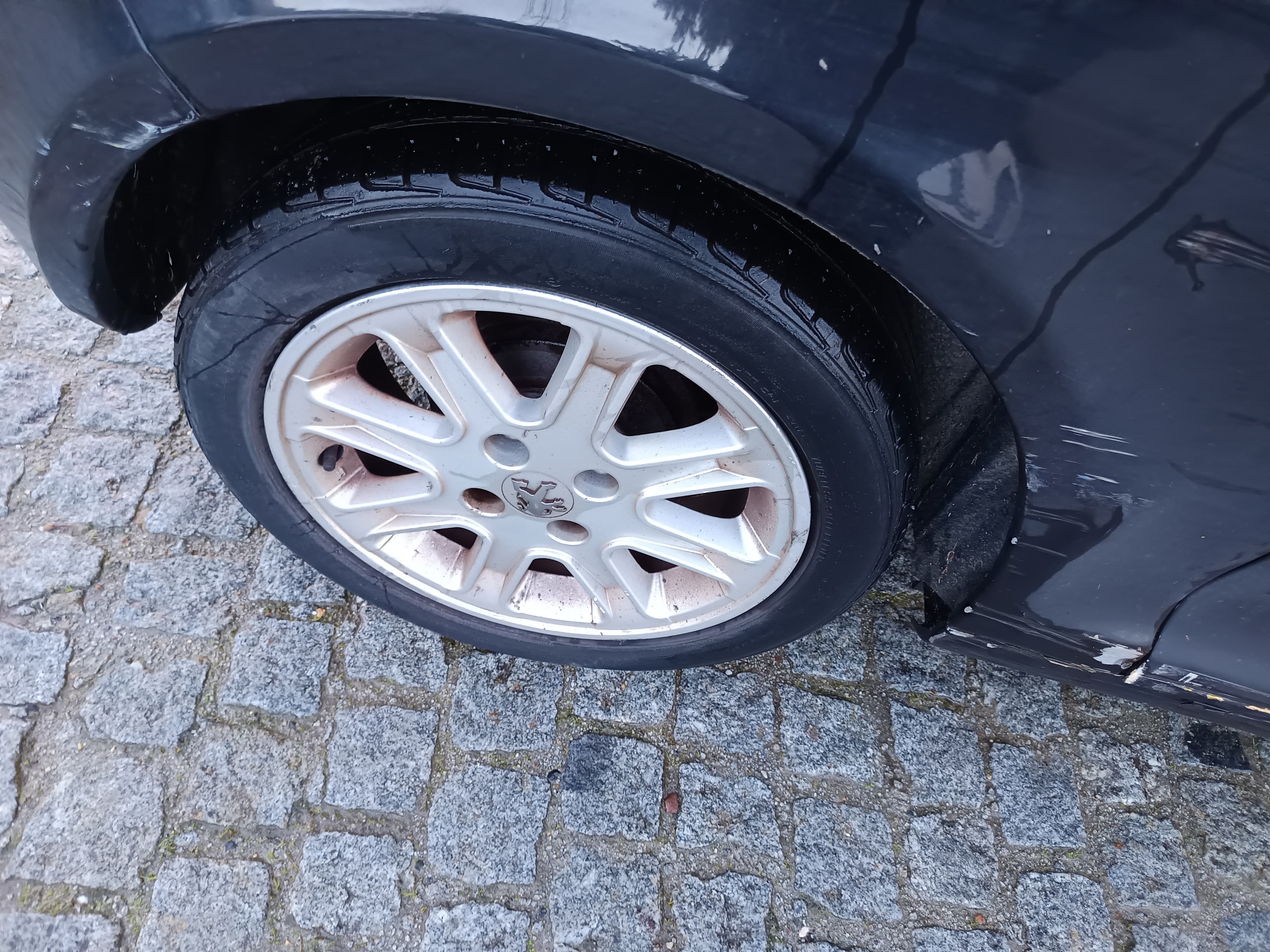 Peugeot 1007 1.4 · Ano 2005 — imagem 8