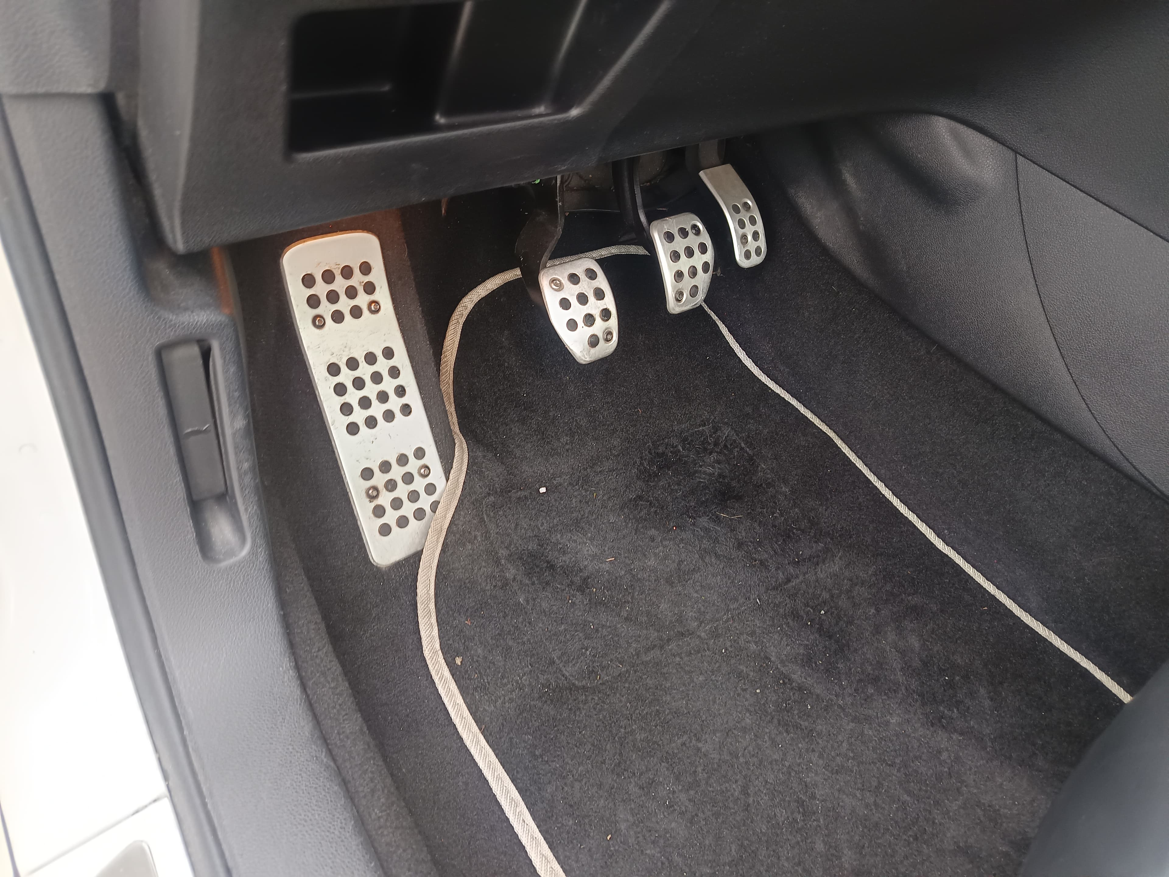 Peugeot RCZ 2.0 HDi · Ano 2011 — imagem 25