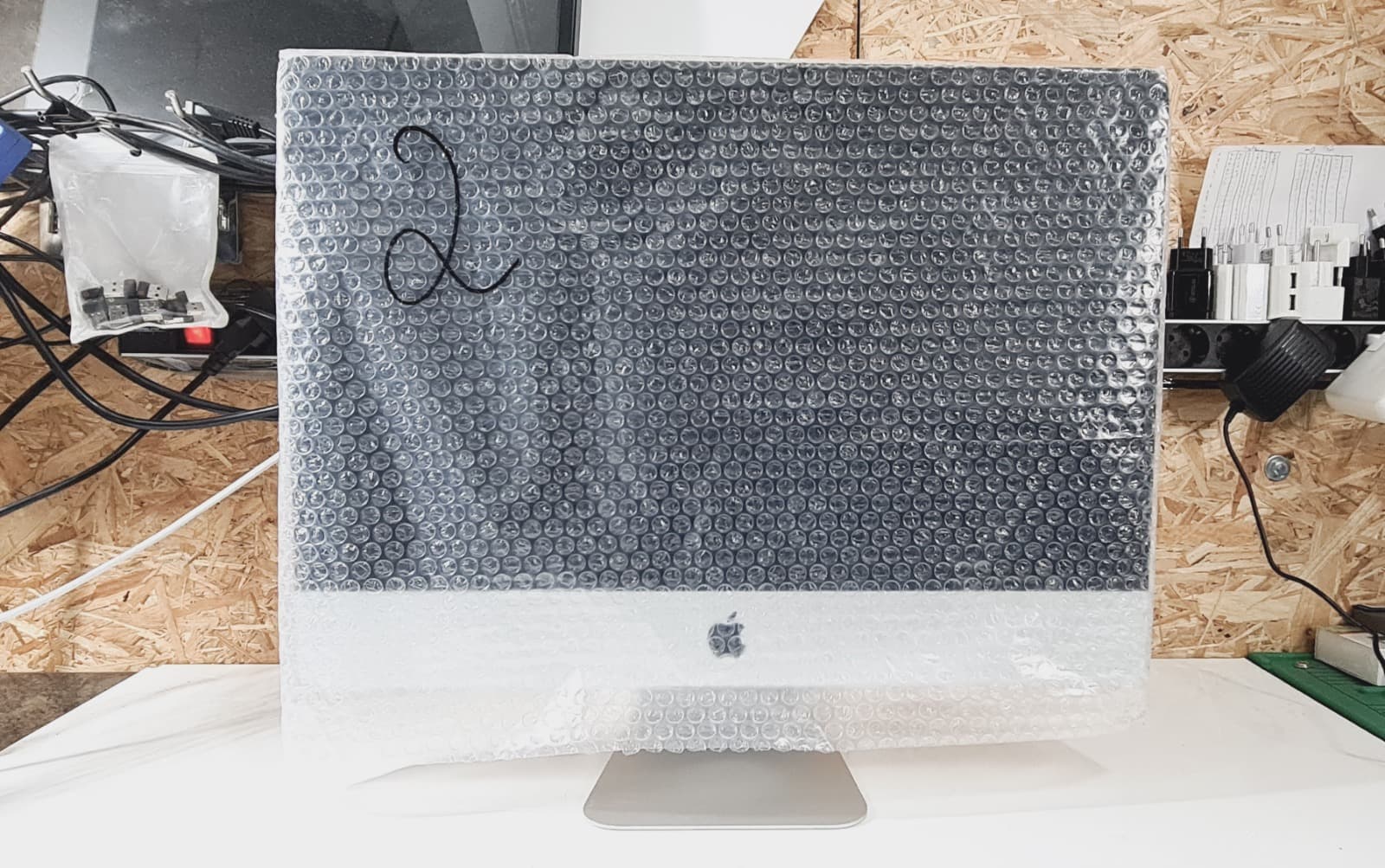 Computador Apple iMac A2116 — image 3