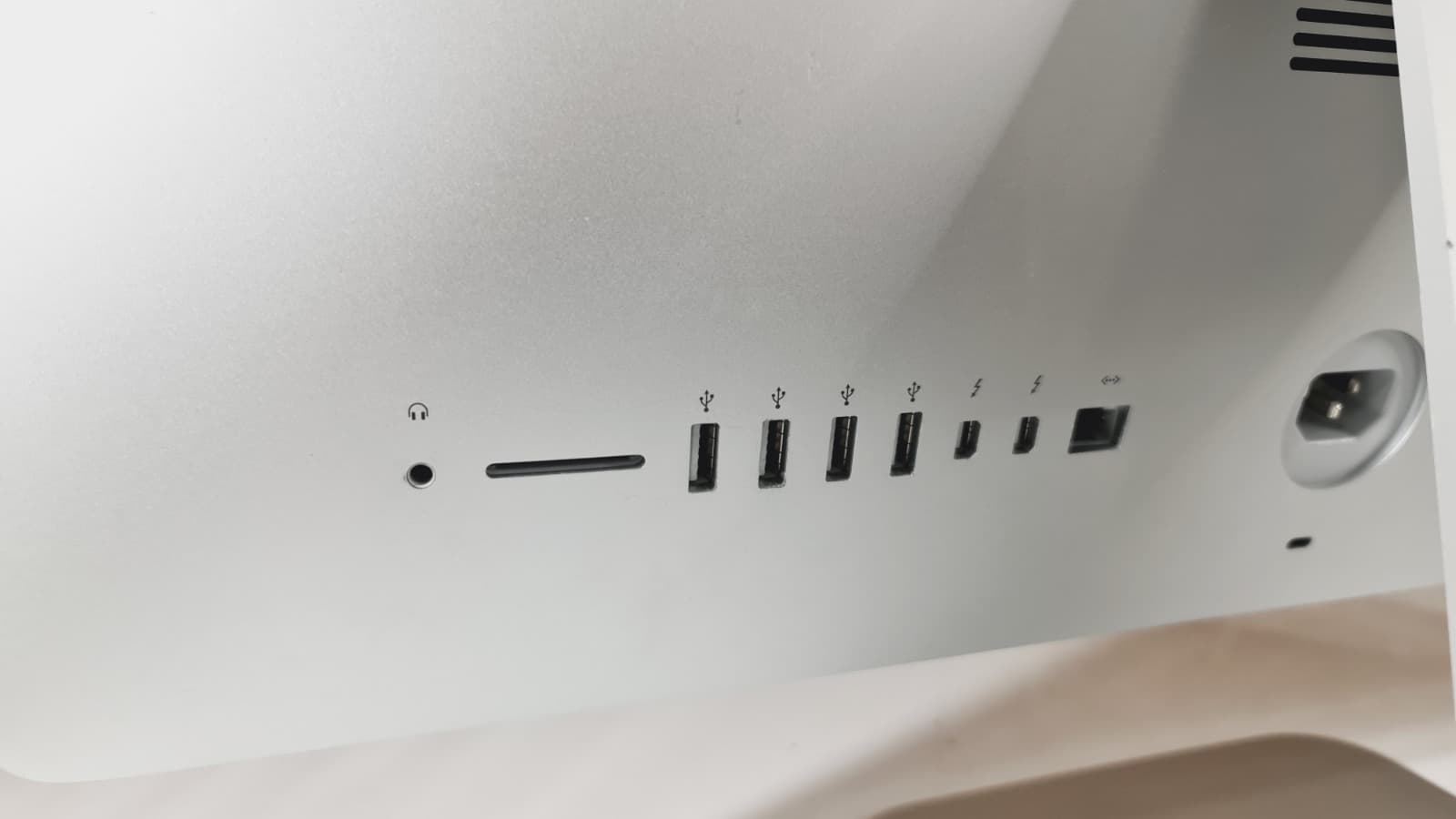 Ordinateur Apple iMac A1418 — image 3