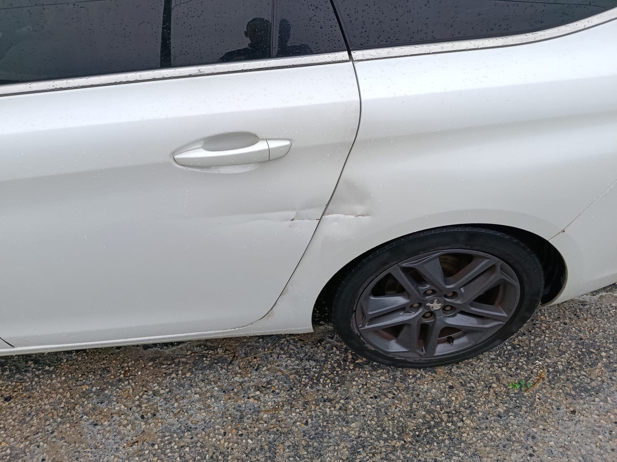 Peugeot 308 · Ano 2014 — imagem 8