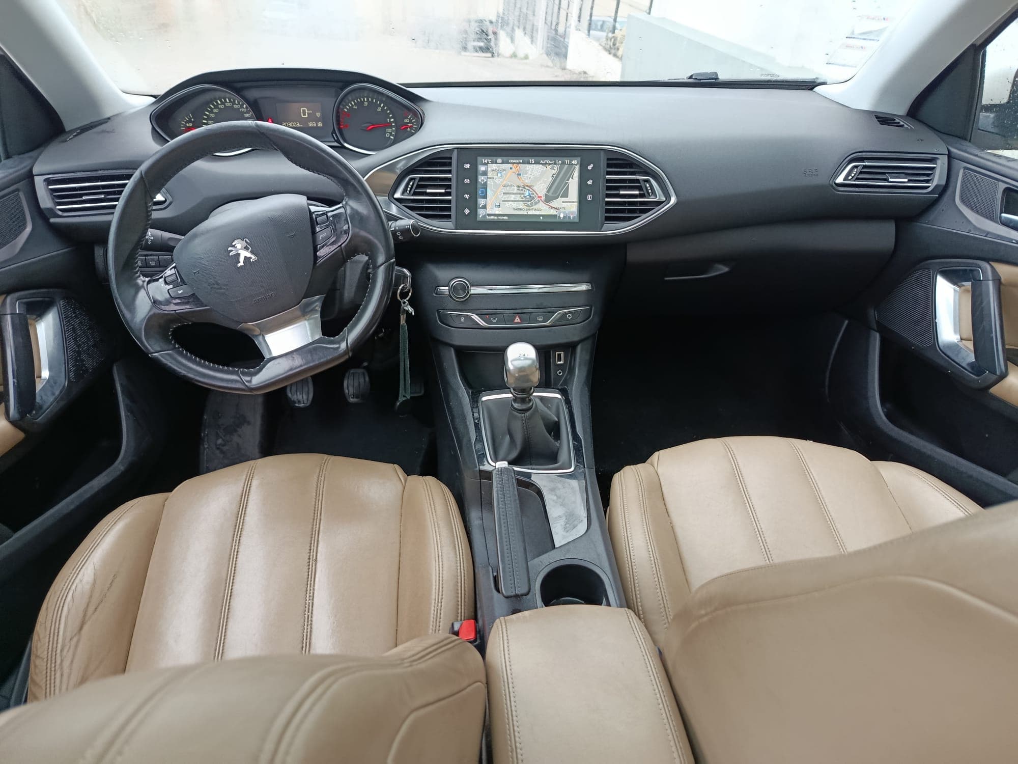 Peugeot 308 · Ano 2014 — imagem 15