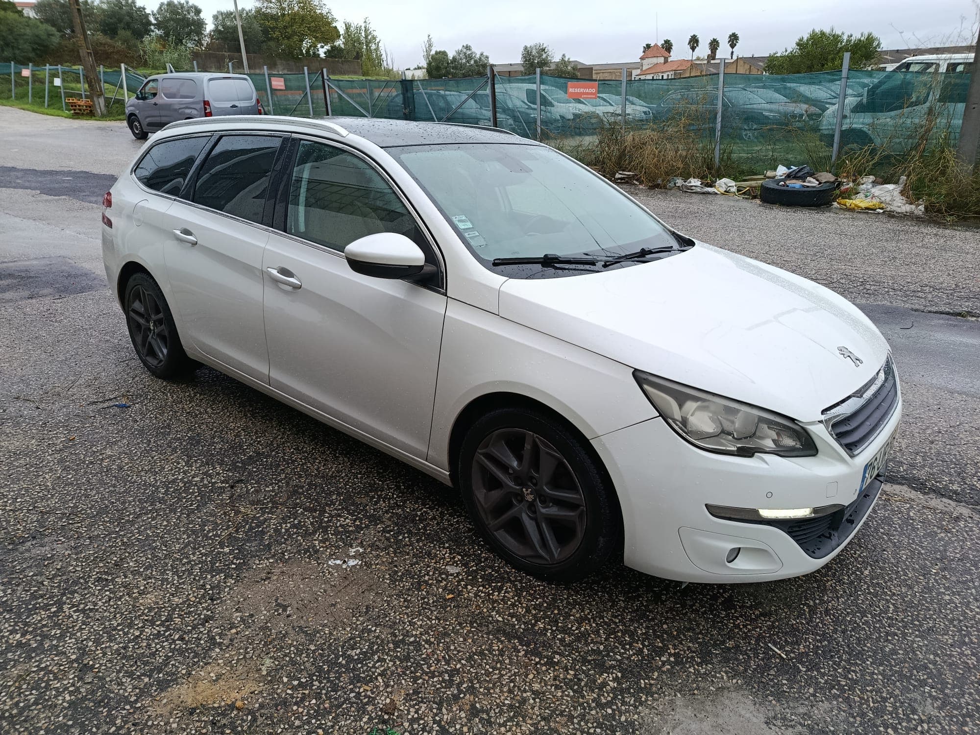 Peugeot 308 · Ano 2014 — imagem 3