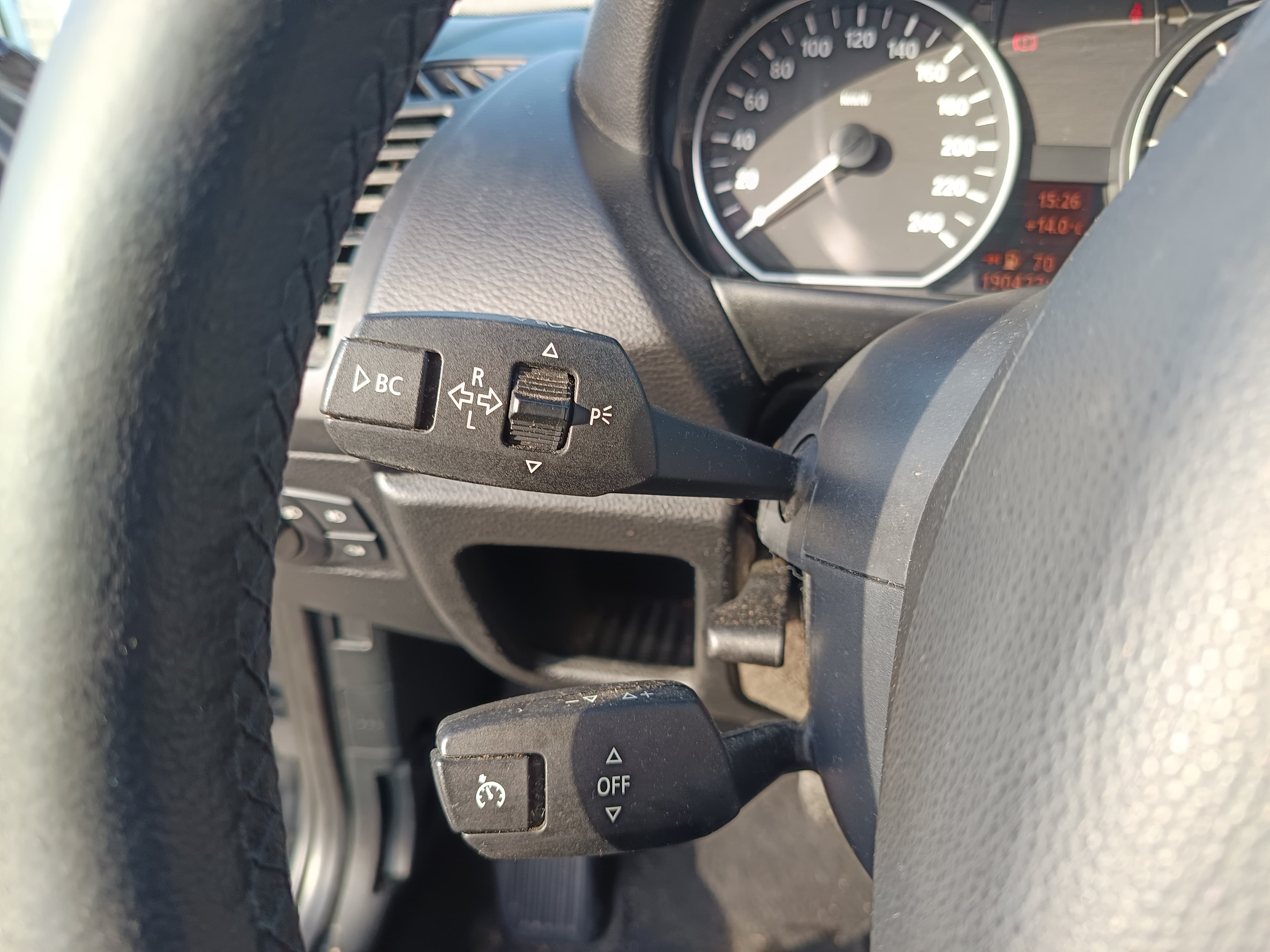 BMW 118d · Ano 2011 — imagem 39
