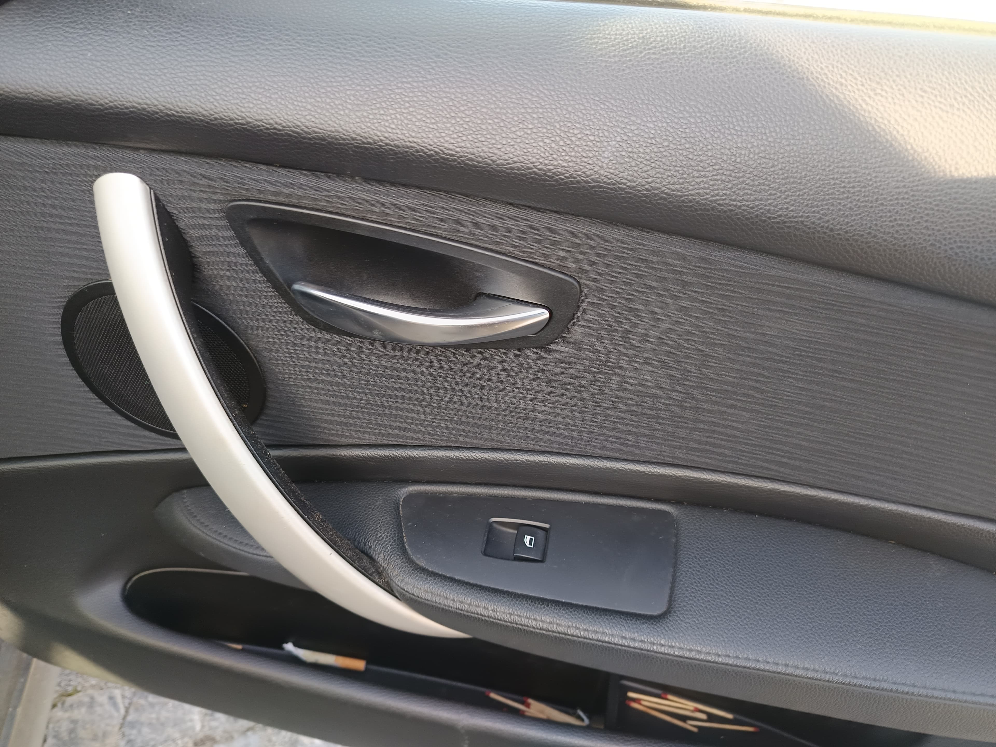 BMW 118d · Ano 2011 — imagem 23