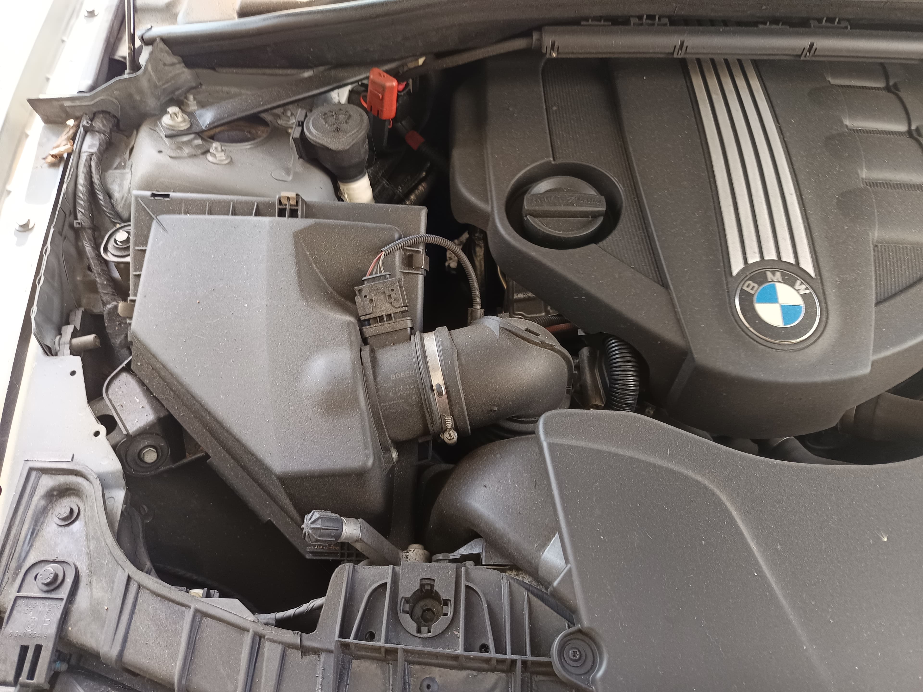 BMW 118d · Ano 2011 — imagem 17