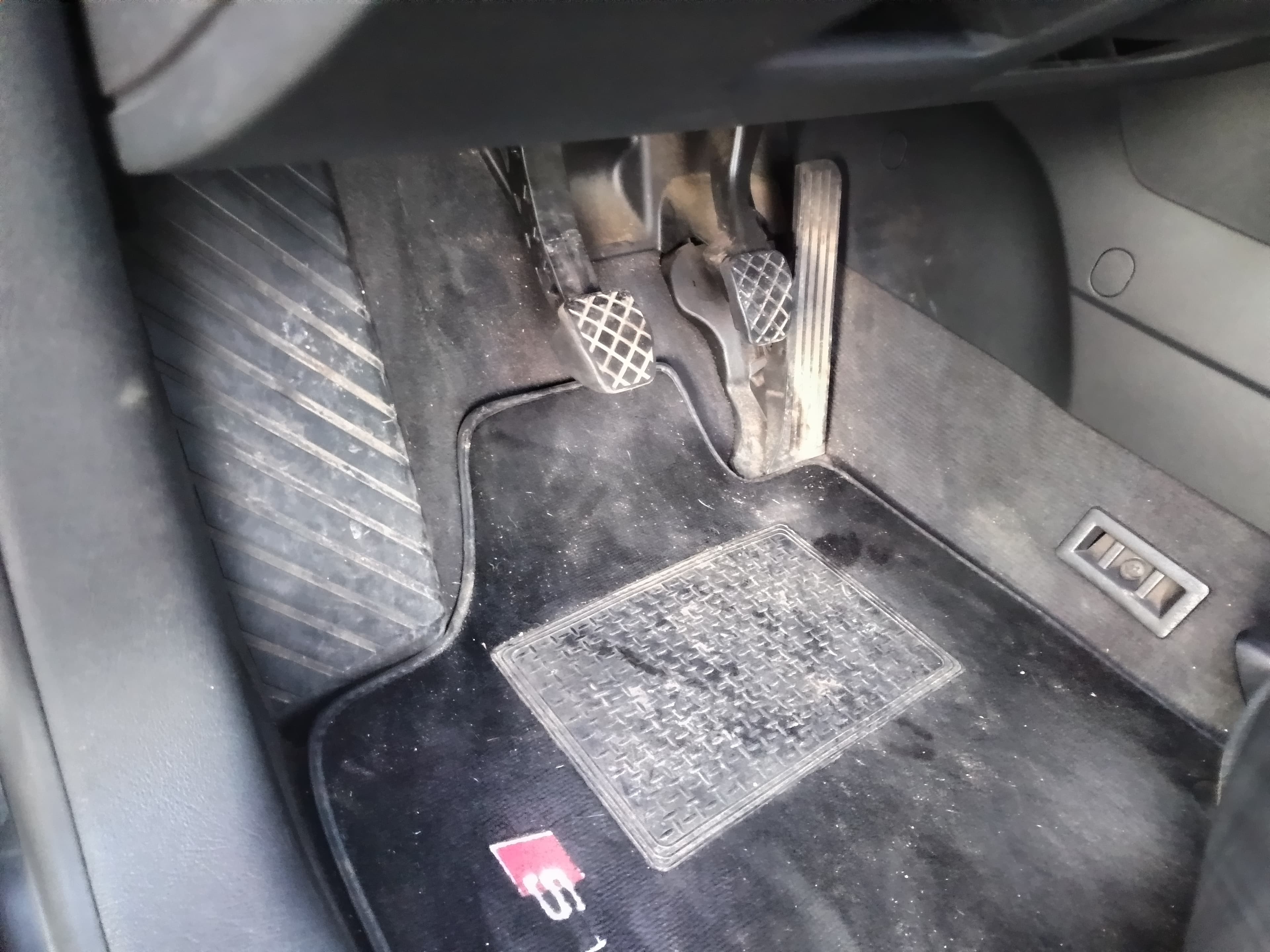 Audi A3 TDI · Ano 2011 — image 32