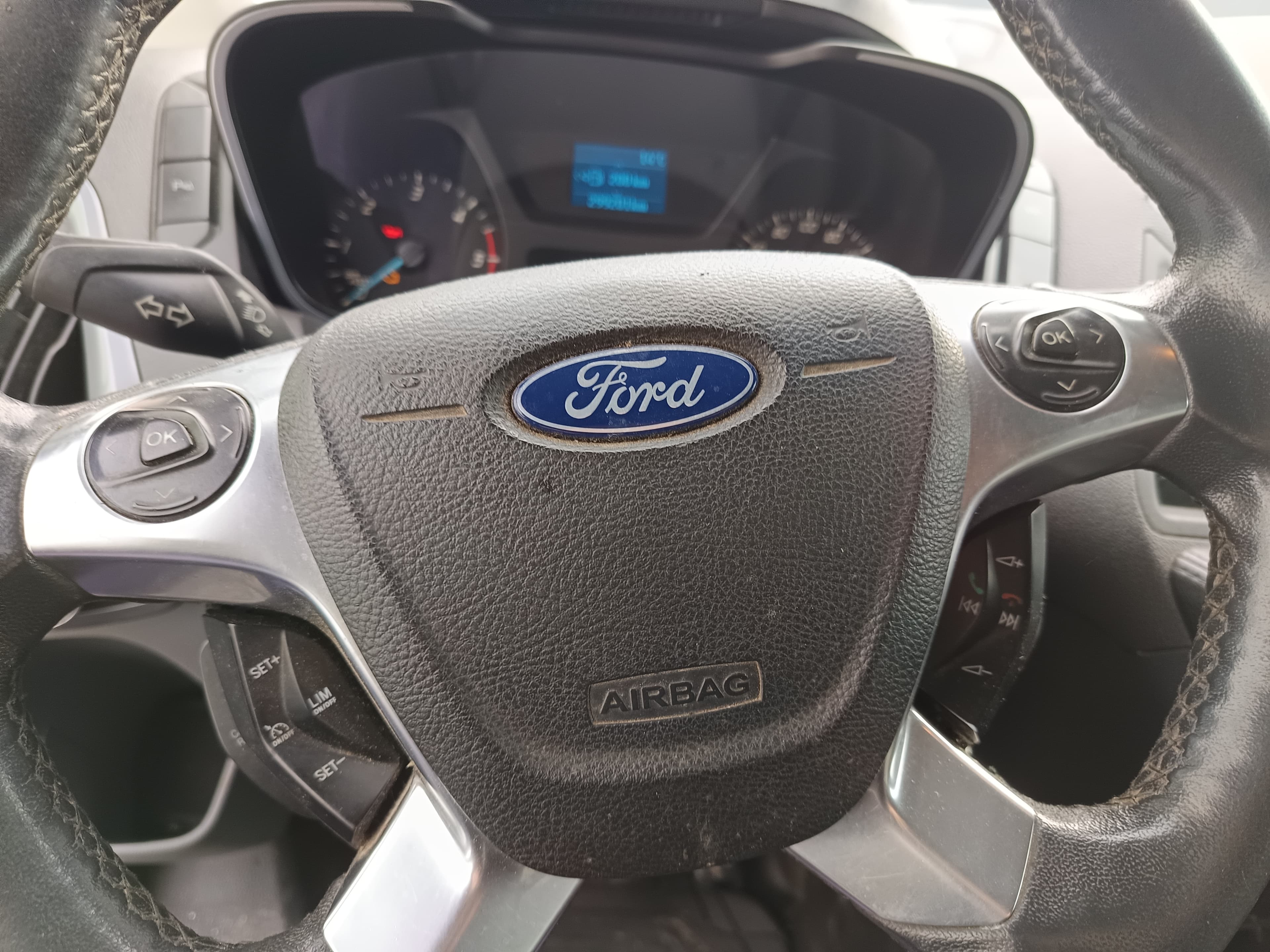 Ford Transit Custom · Ano 2014 — imagem 38
