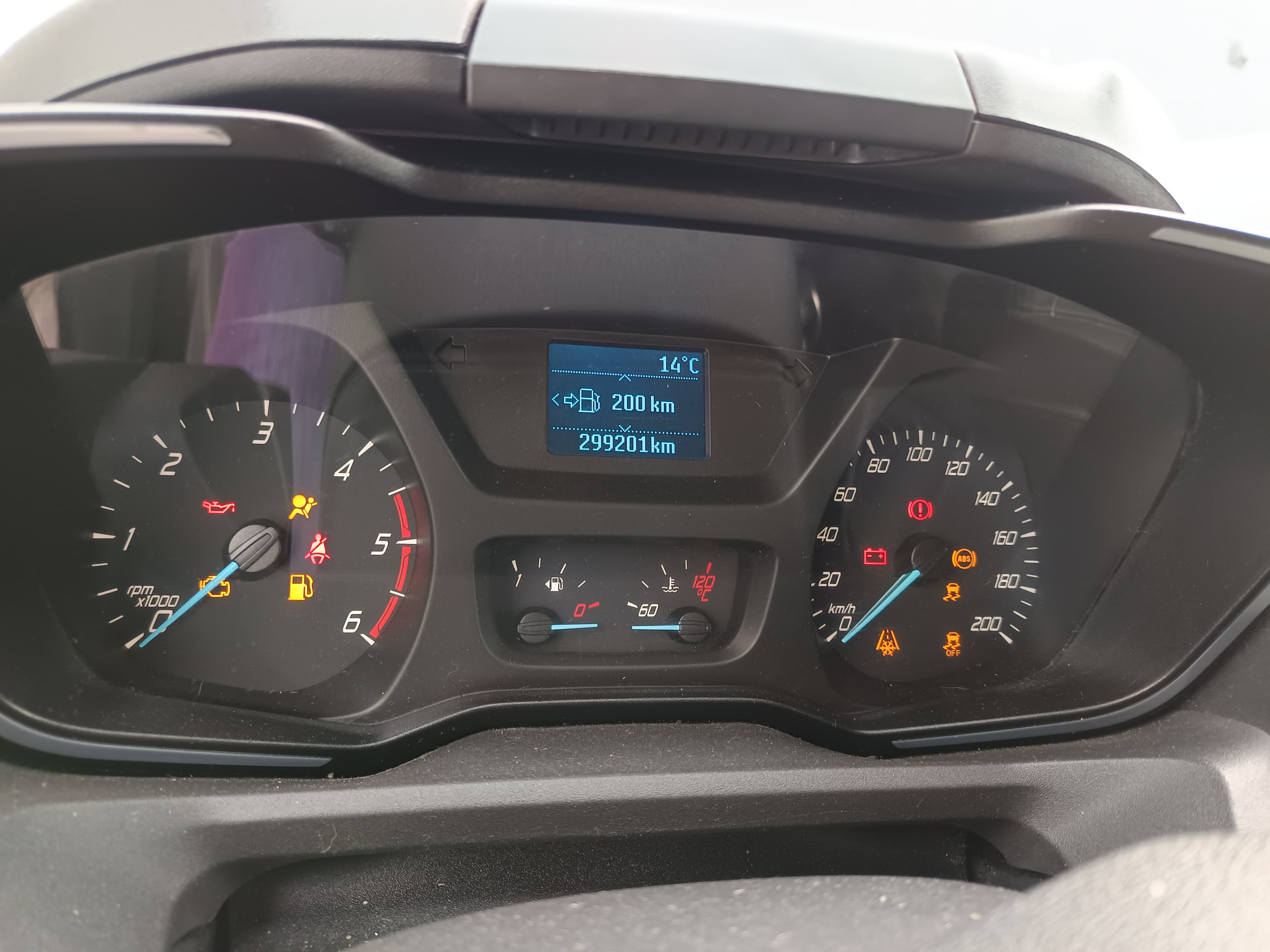 Ford Transit Custom · Ano 2014 — imagem 28