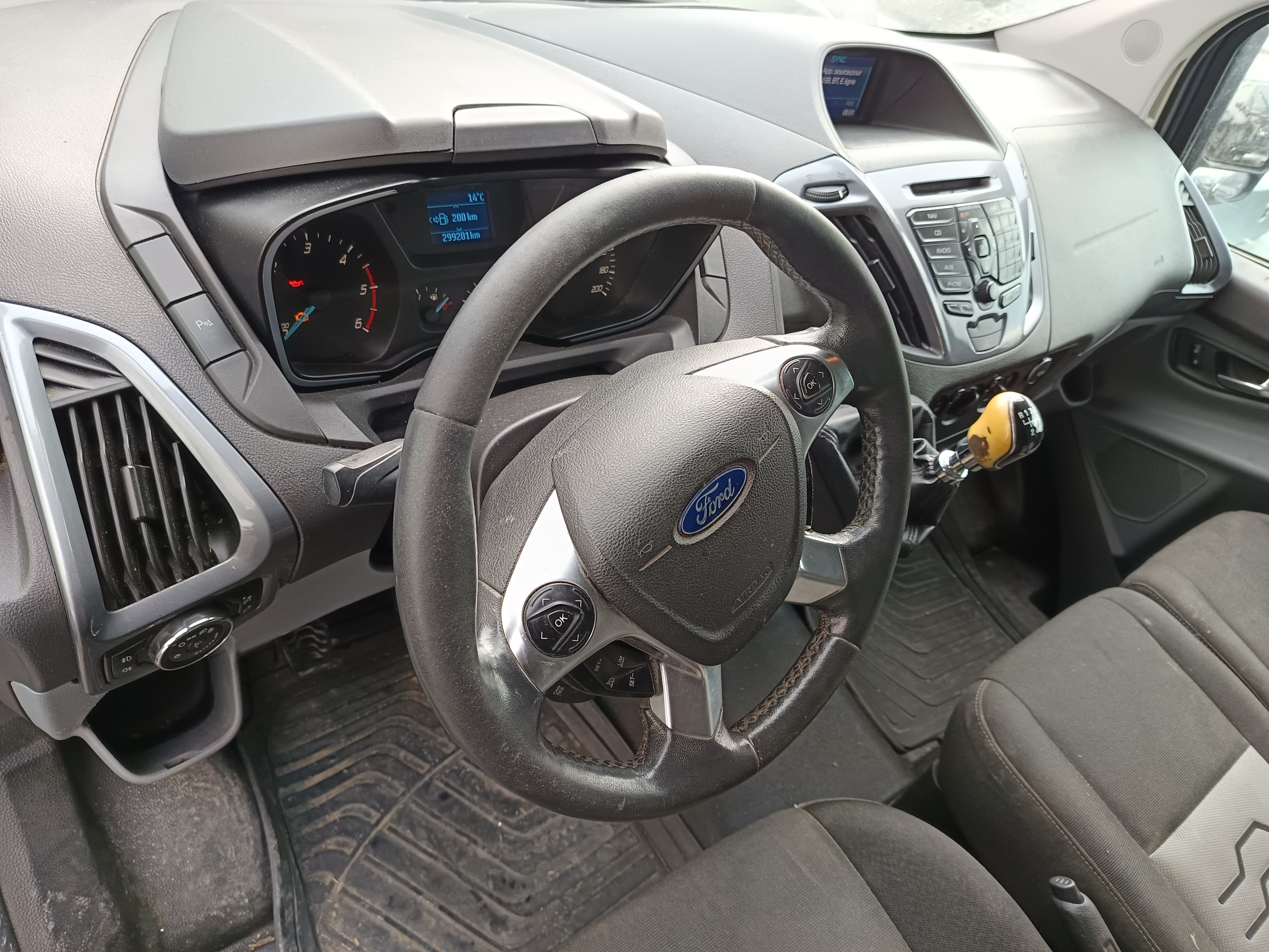 Ford Transit Custom · Ano 2014 — imagem 33