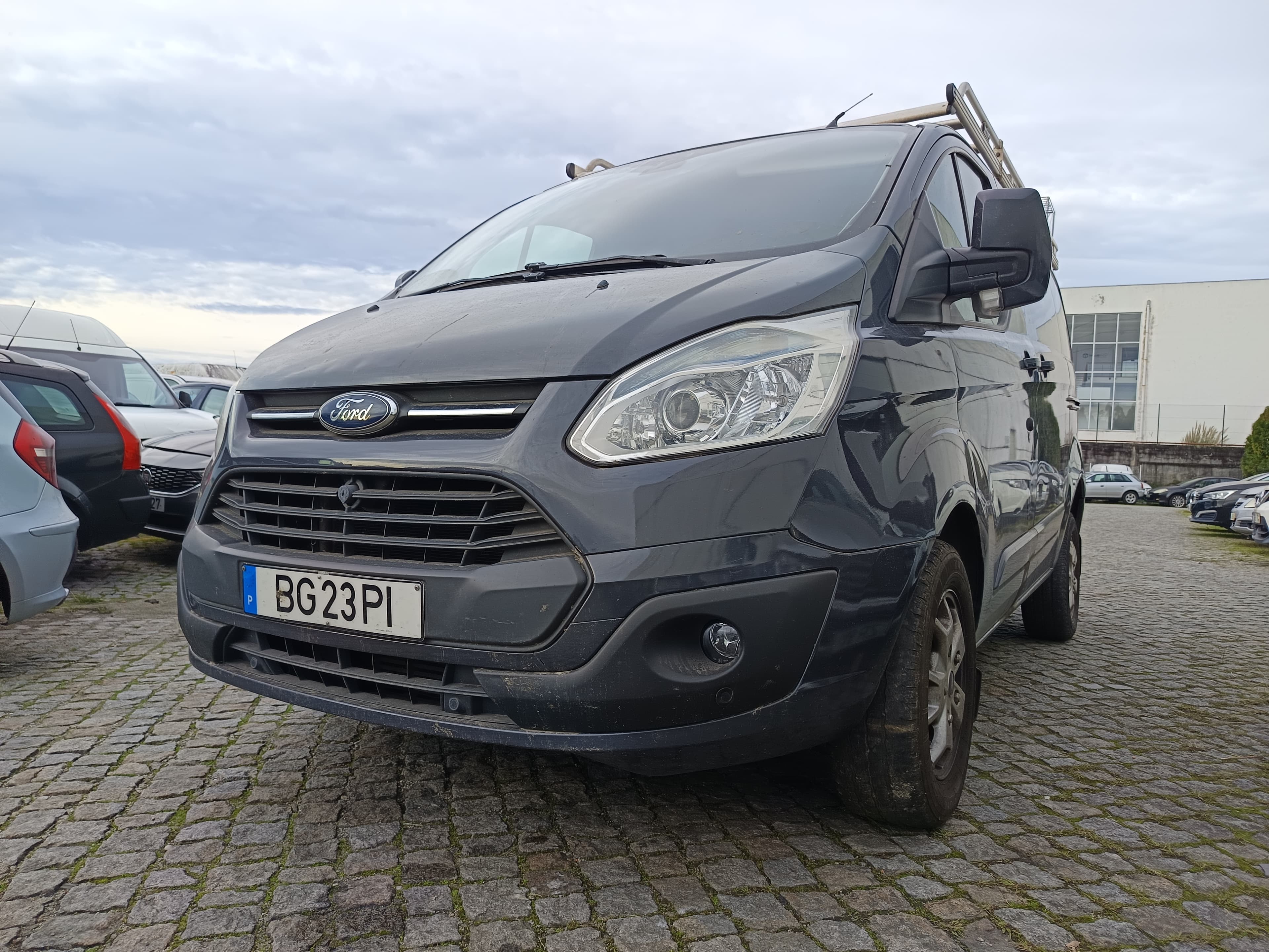 Ford Transit Custom · Ano 2014 — imagem 4