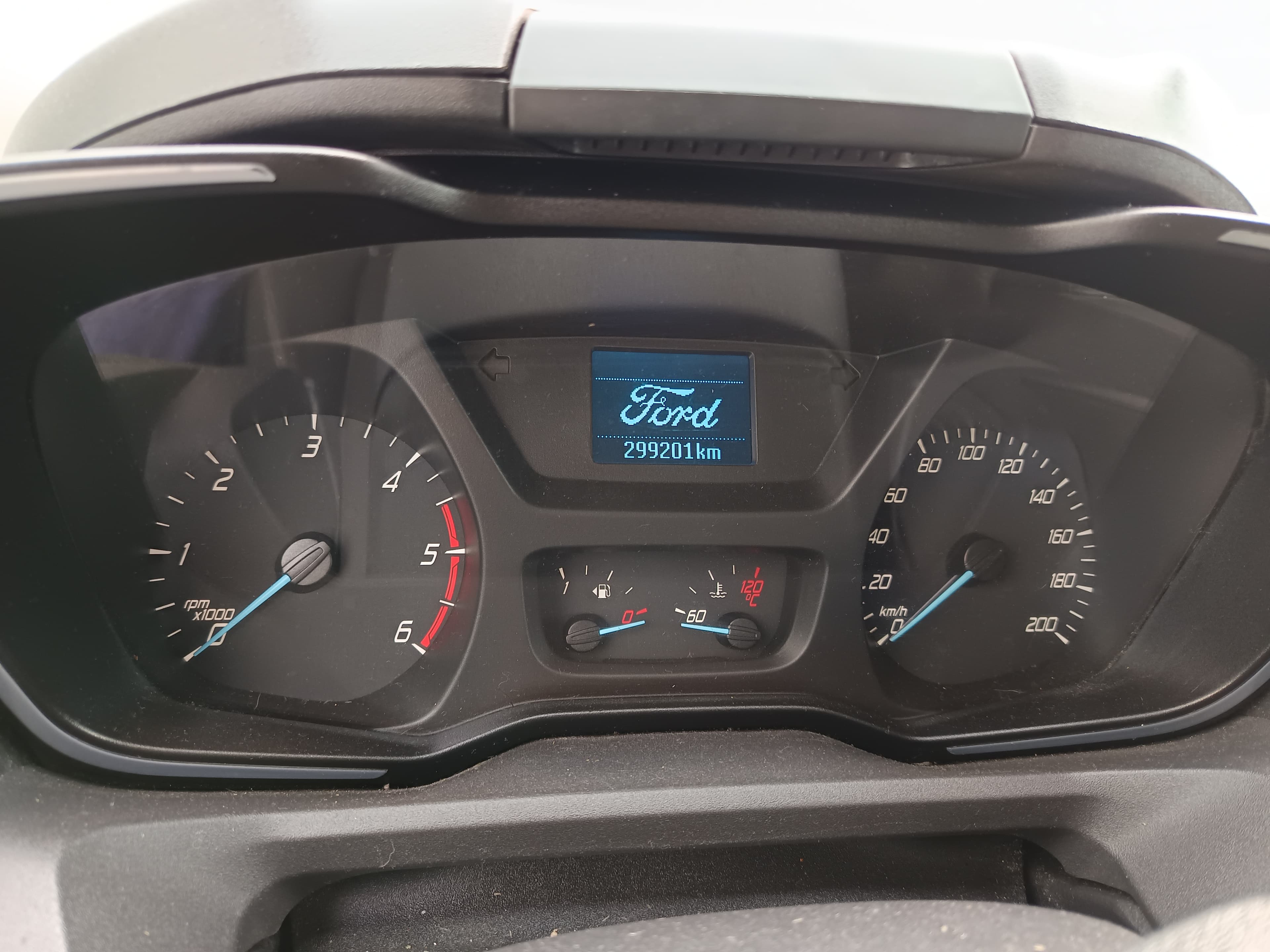 Ford Transit Custom · Ano 2014 — imagem 27