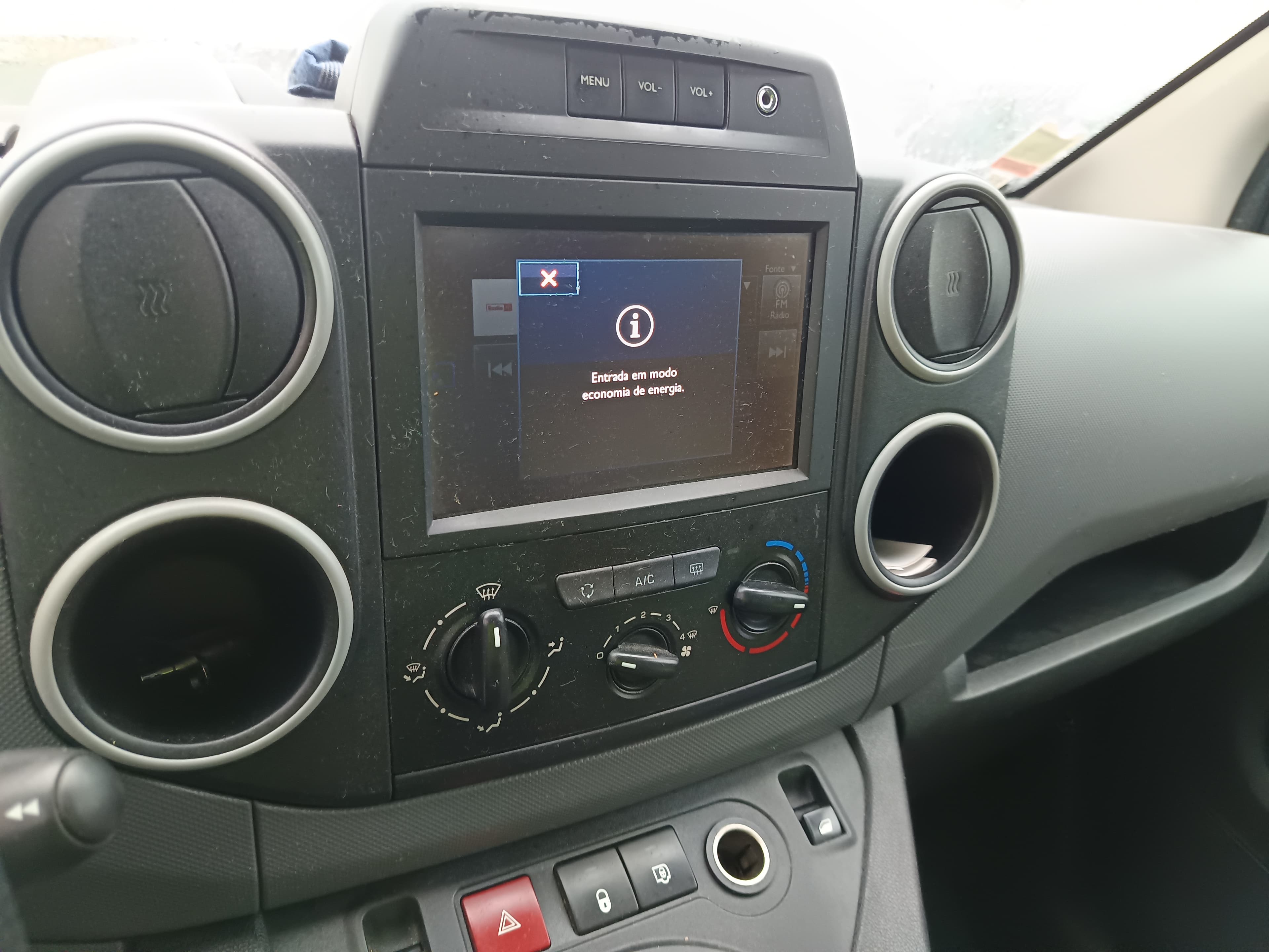 Peugeot Partner · Ano 2016 — imagem 31