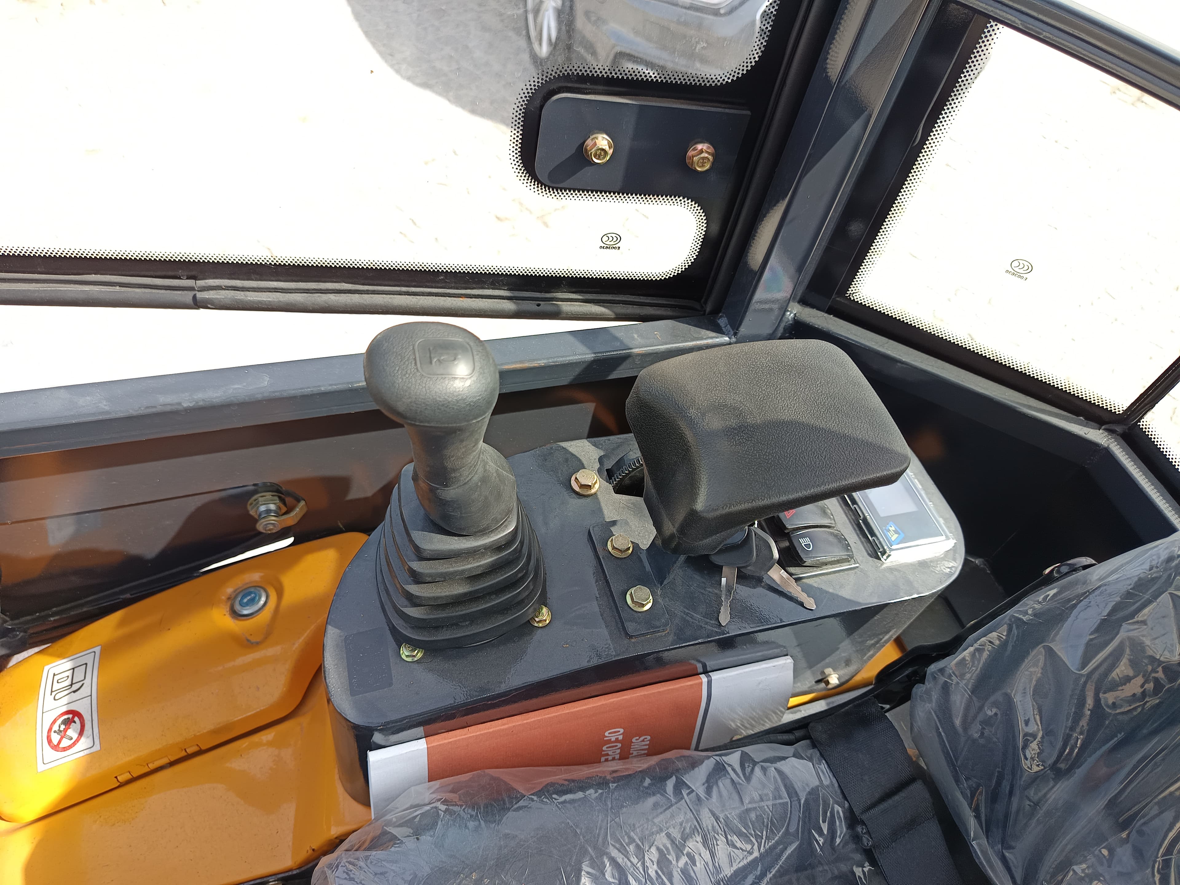 Mini Giratória Infront YFE16 · Ano 2022 — image 15