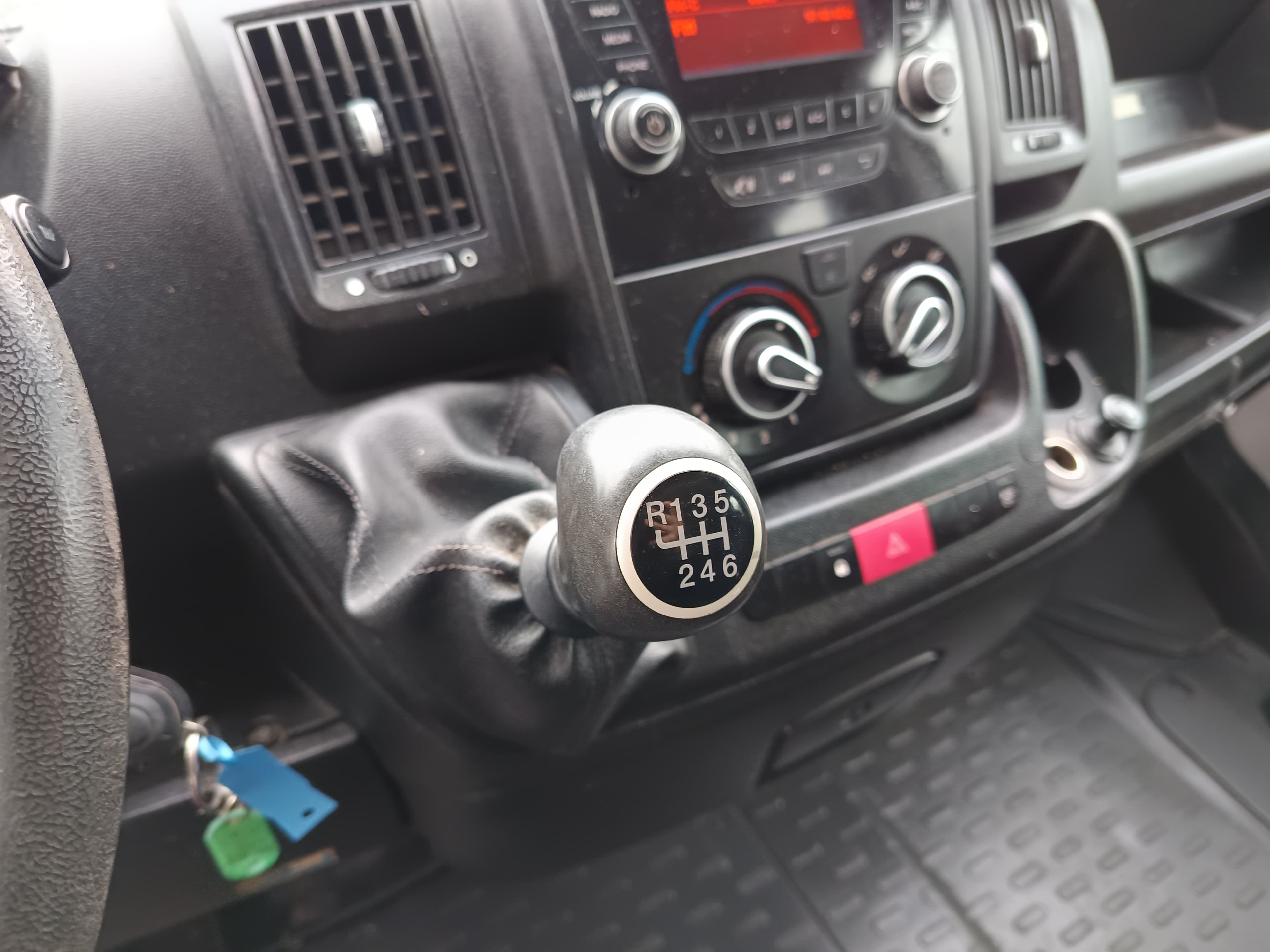 Peugeot Boxer · Année 2015 — image 33