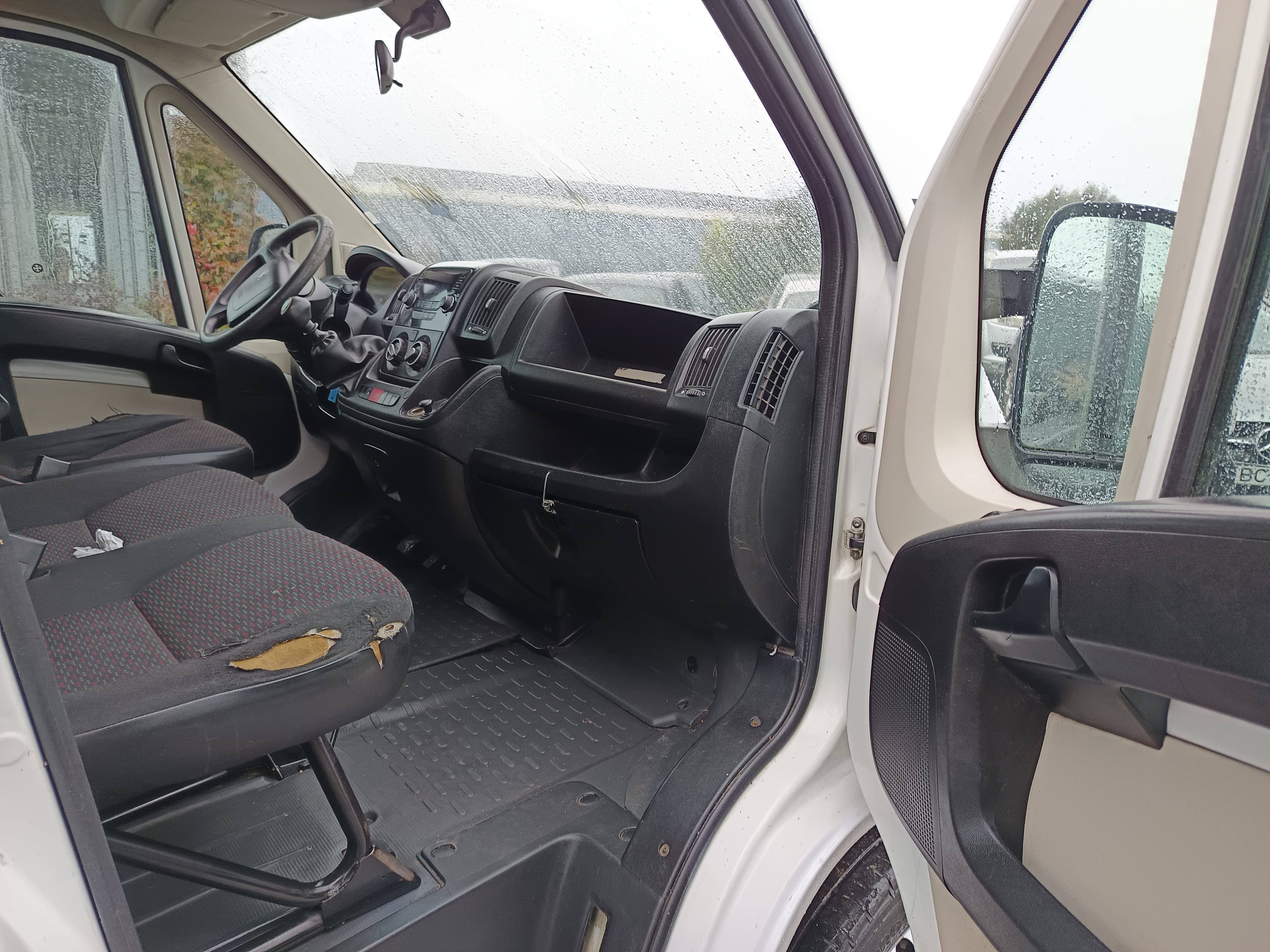 Peugeot Boxer · Année 2015 — image 17