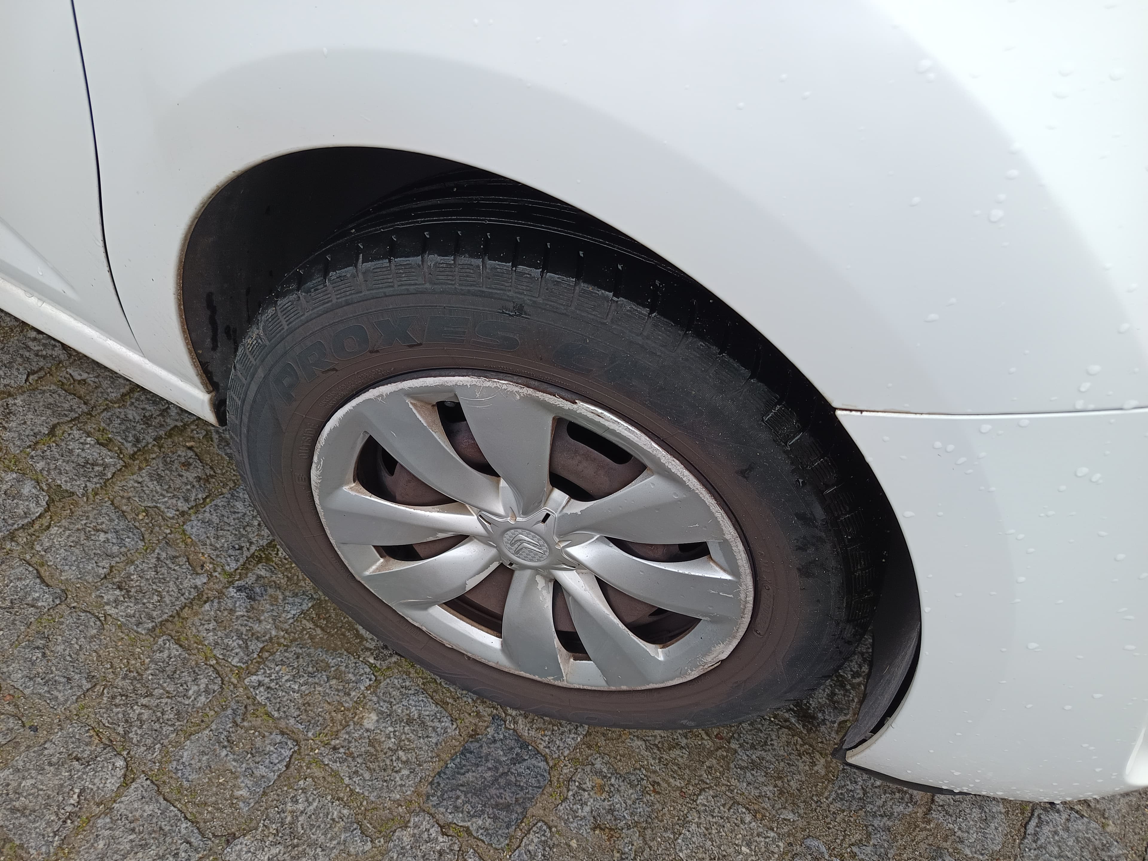 Citroën C3 · Ano 2010 — imagem 7