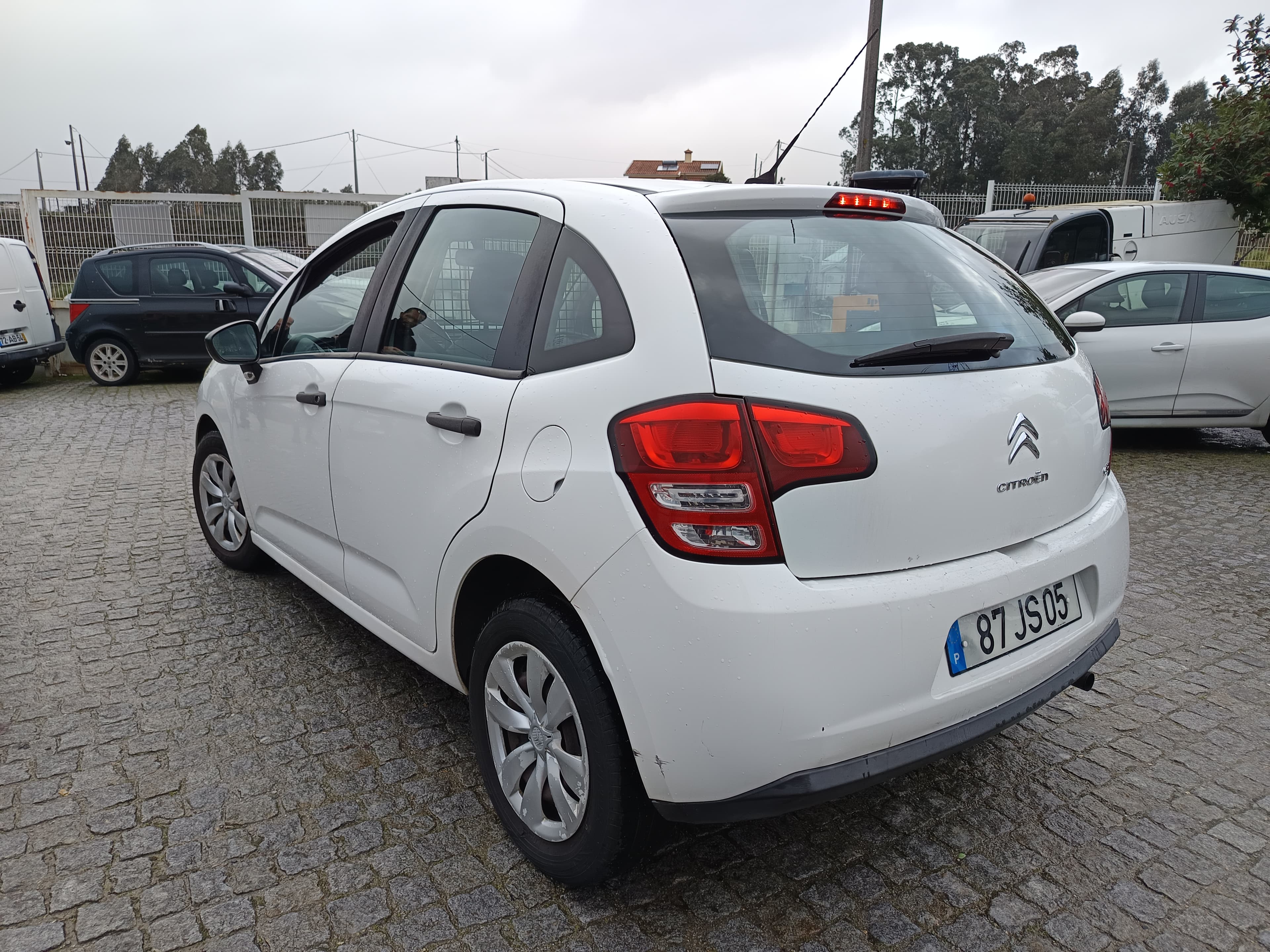 Citroën C3 · Ano 2010 — imagem 5