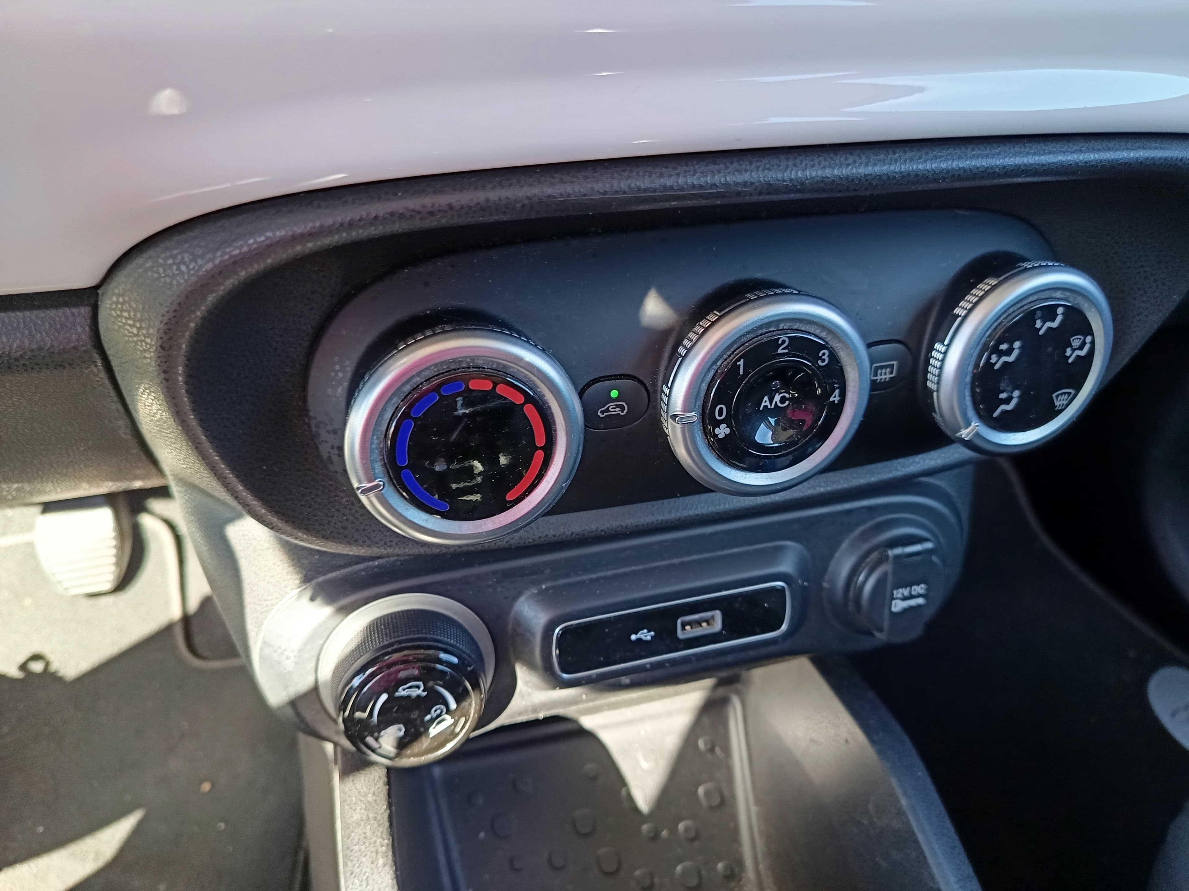 Fiat 500 L · Ano 2019 — imagen 36