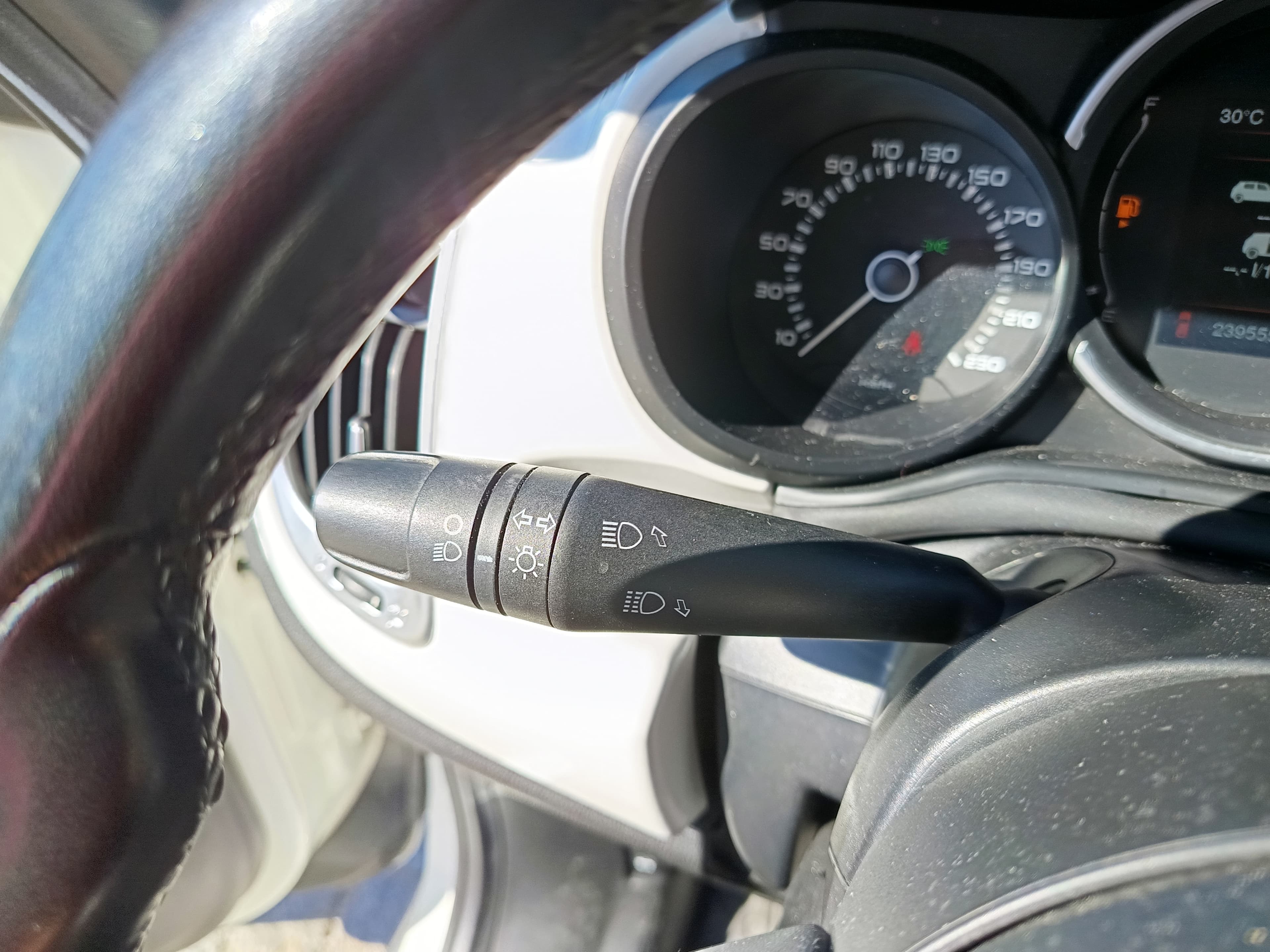 Fiat 500 L · Ano 2019 — imagen 41