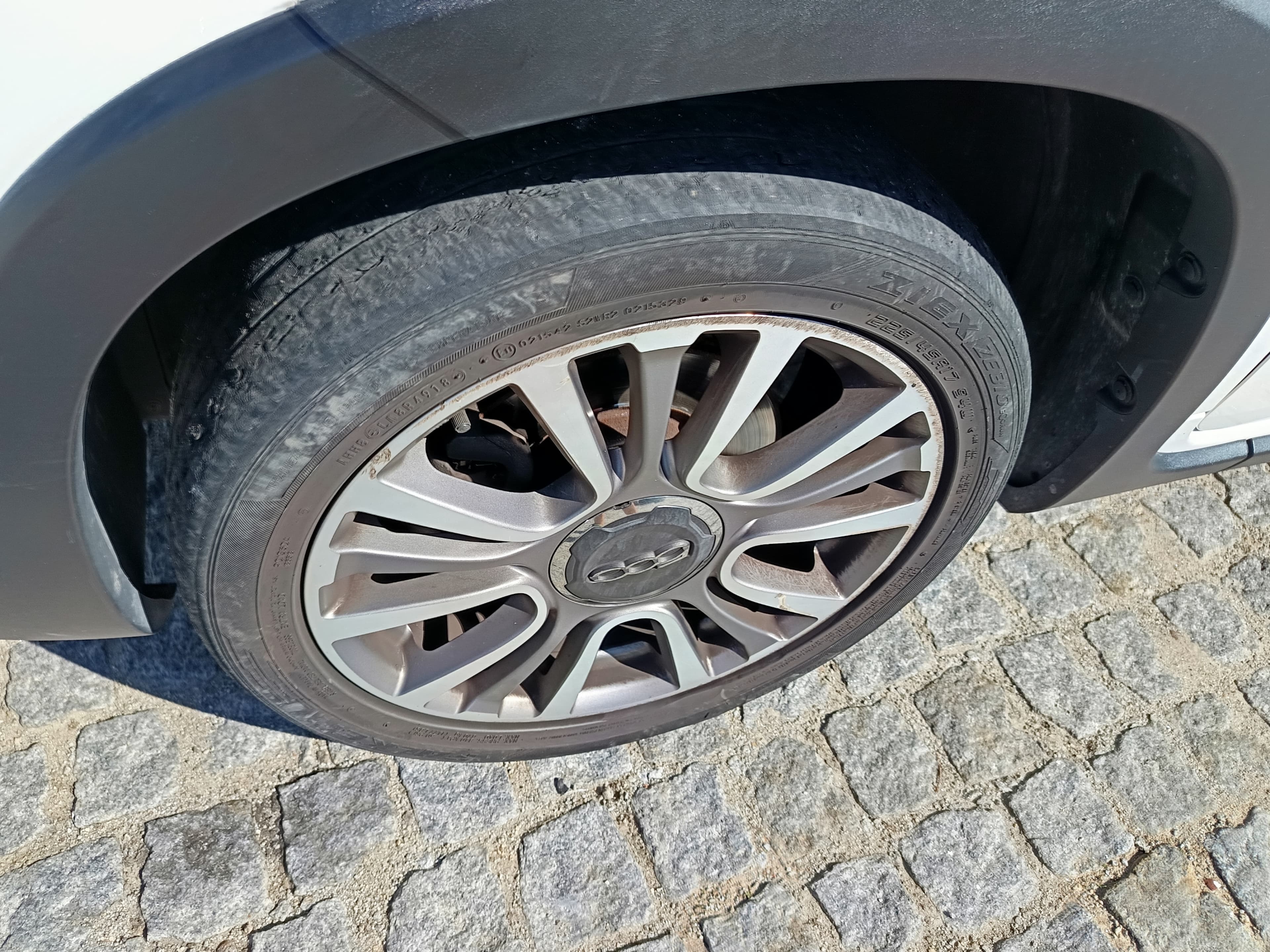 Fiat 500 L · Ano 2019 — imagen 14