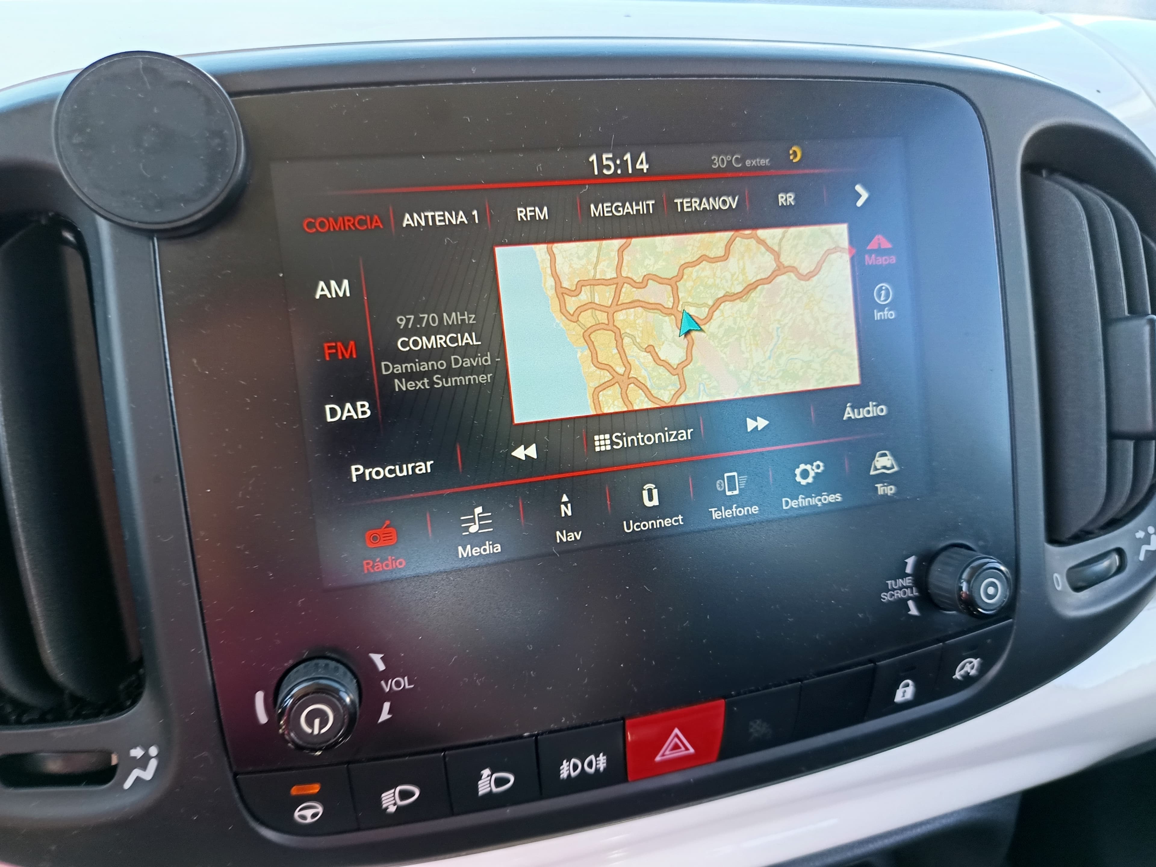 Fiat 500 L · Ano 2019 — imagen 35