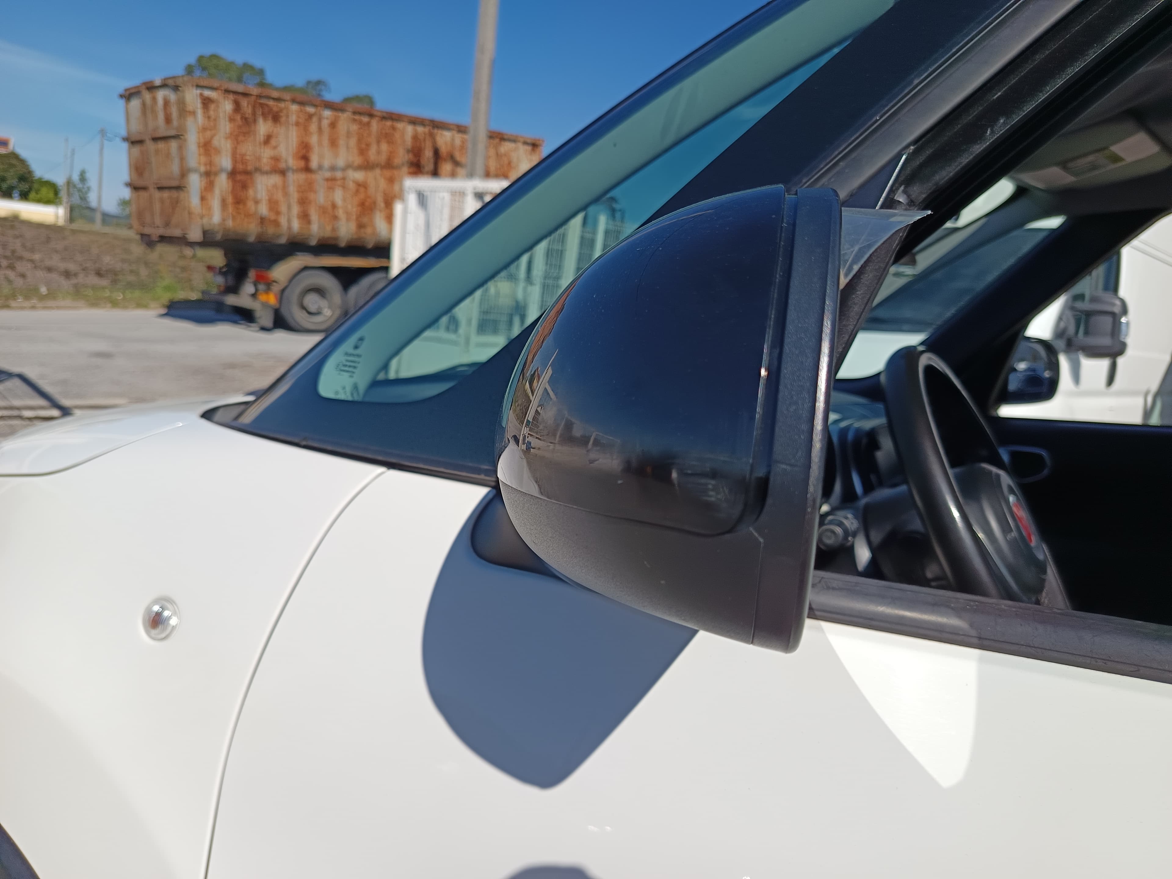 Fiat 500 L · Ano 2019 — imagen 15