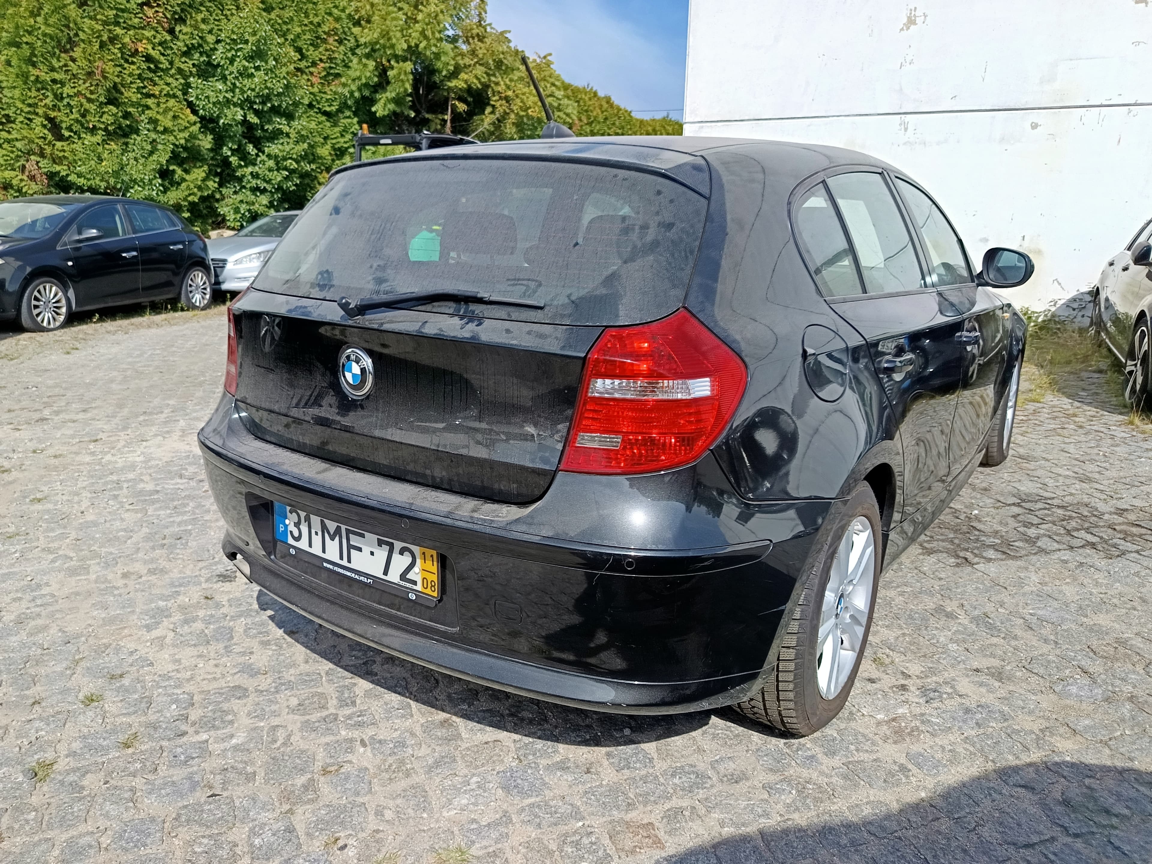 BMW 118d · Ano 2011 — imagem 4