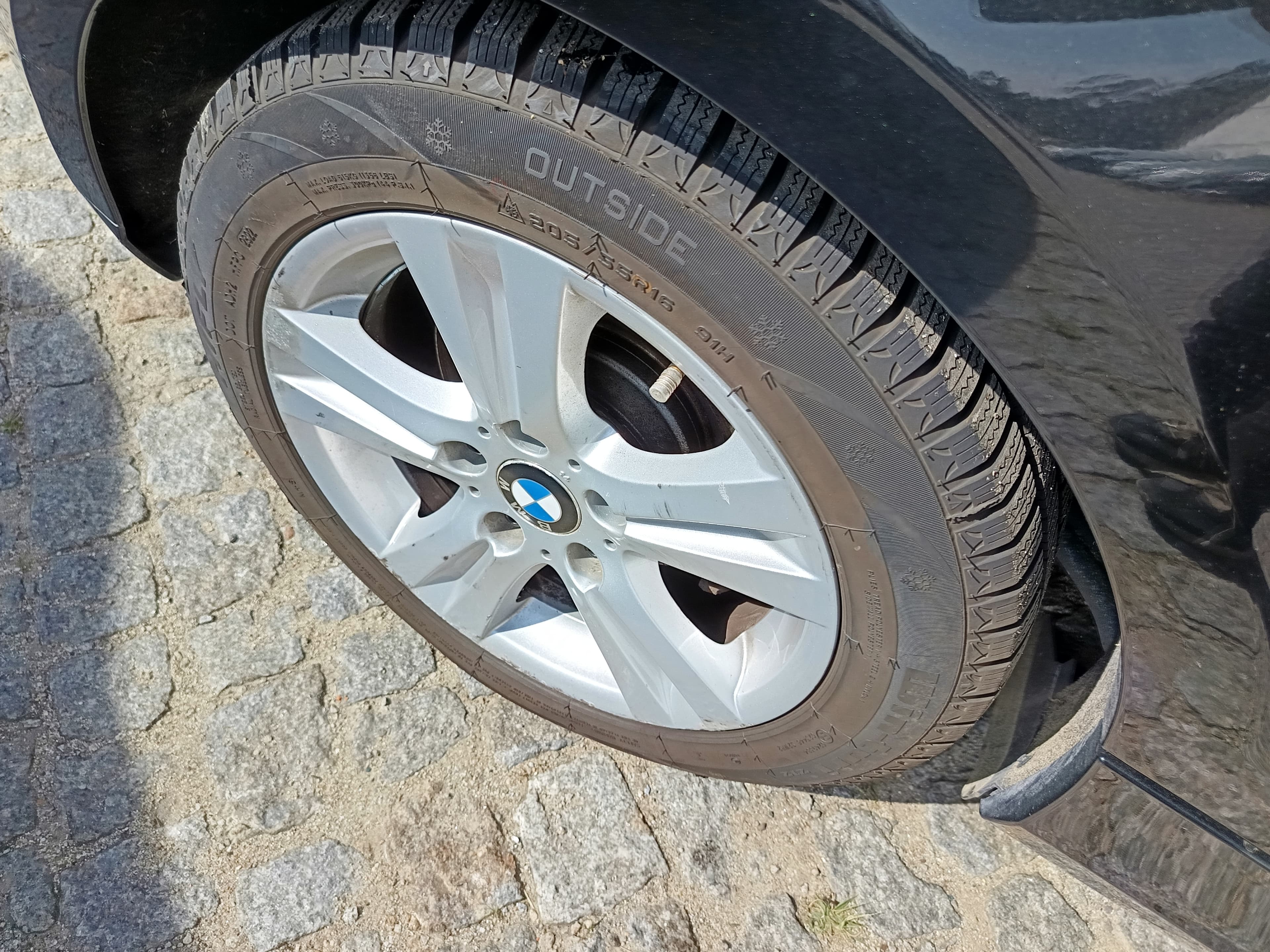 BMW 118d · Ano 2011 — imagem 20