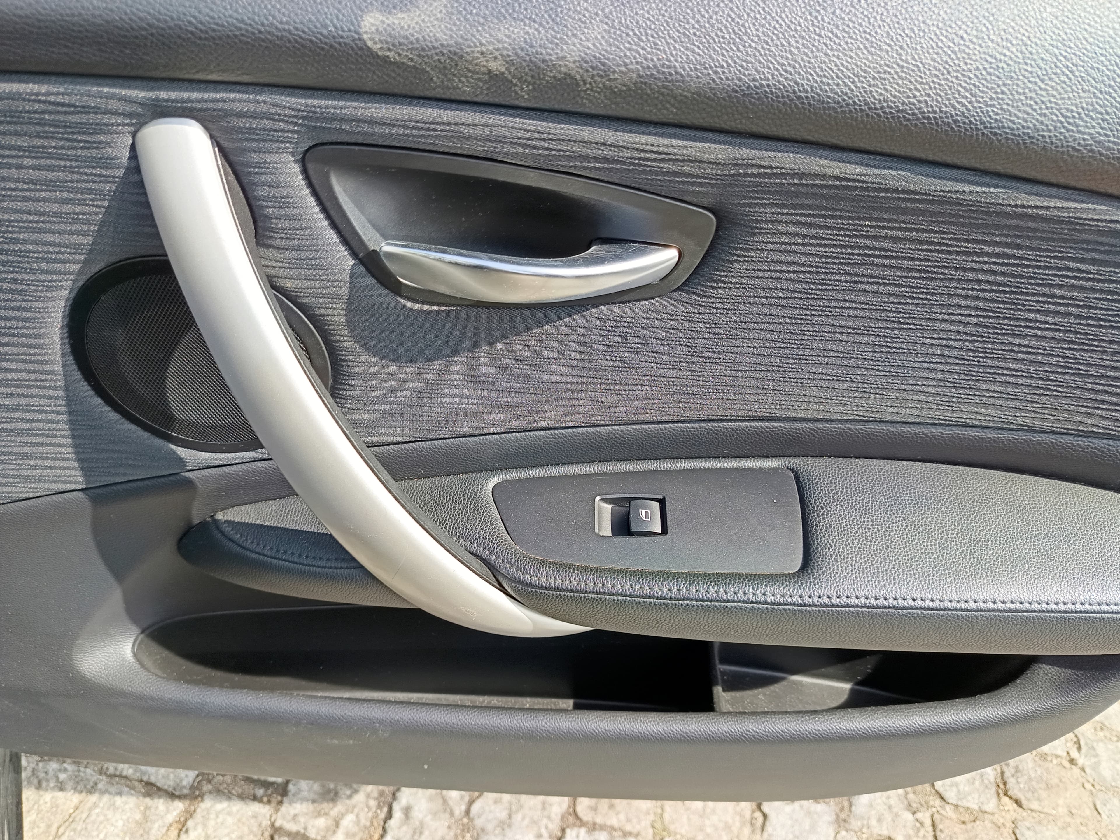 BMW 118d · Ano 2011 — imagem 32