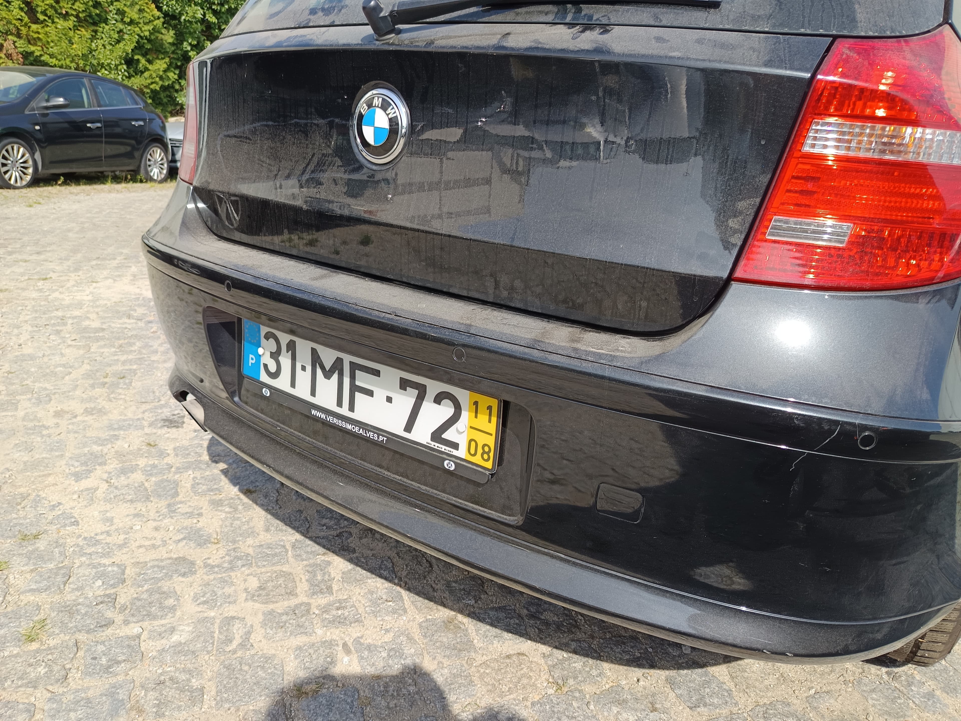 BMW 118d · Ano 2011 — imagem 24