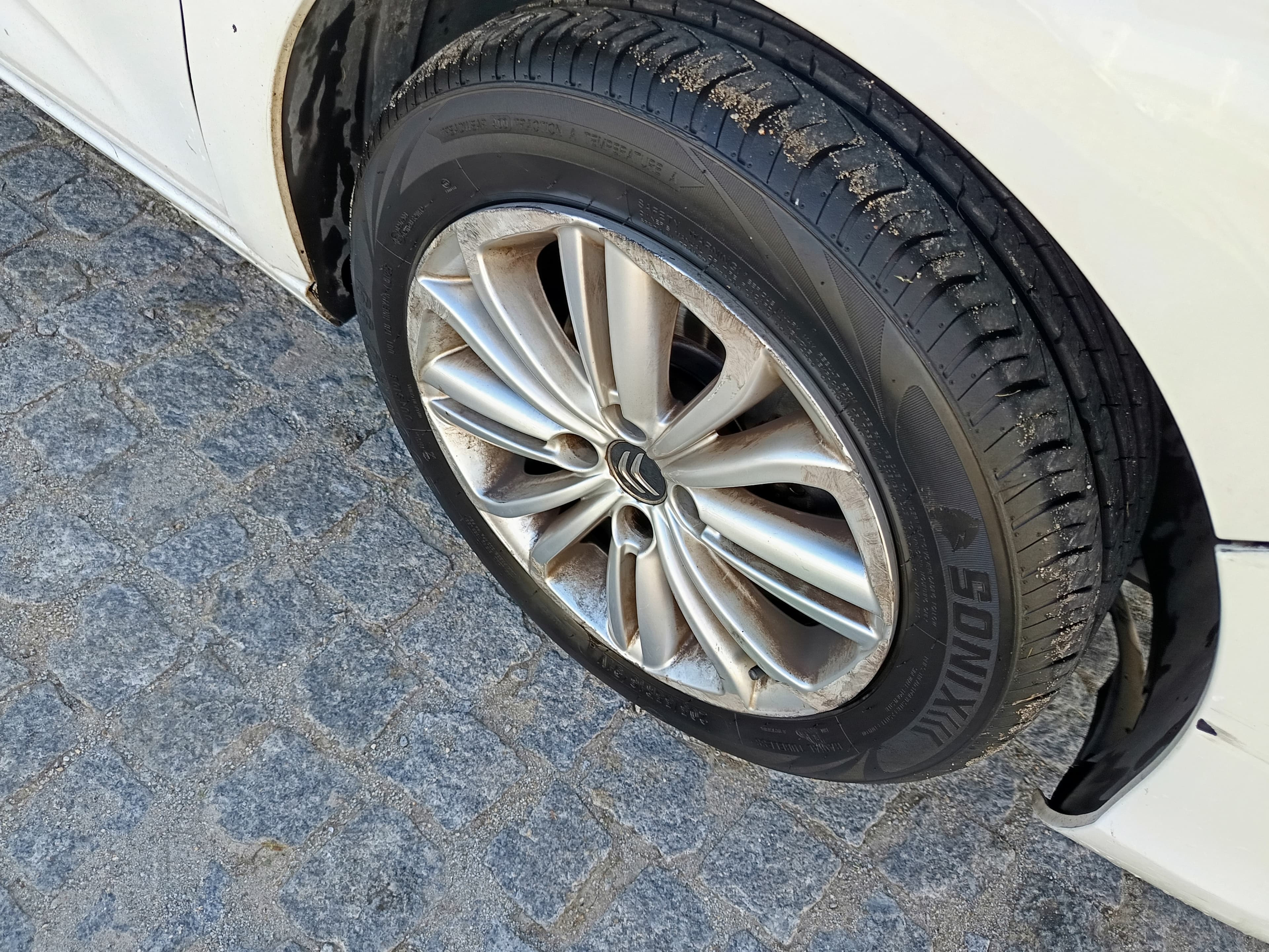 Citroën C4 · Ano 2017 — image 8
