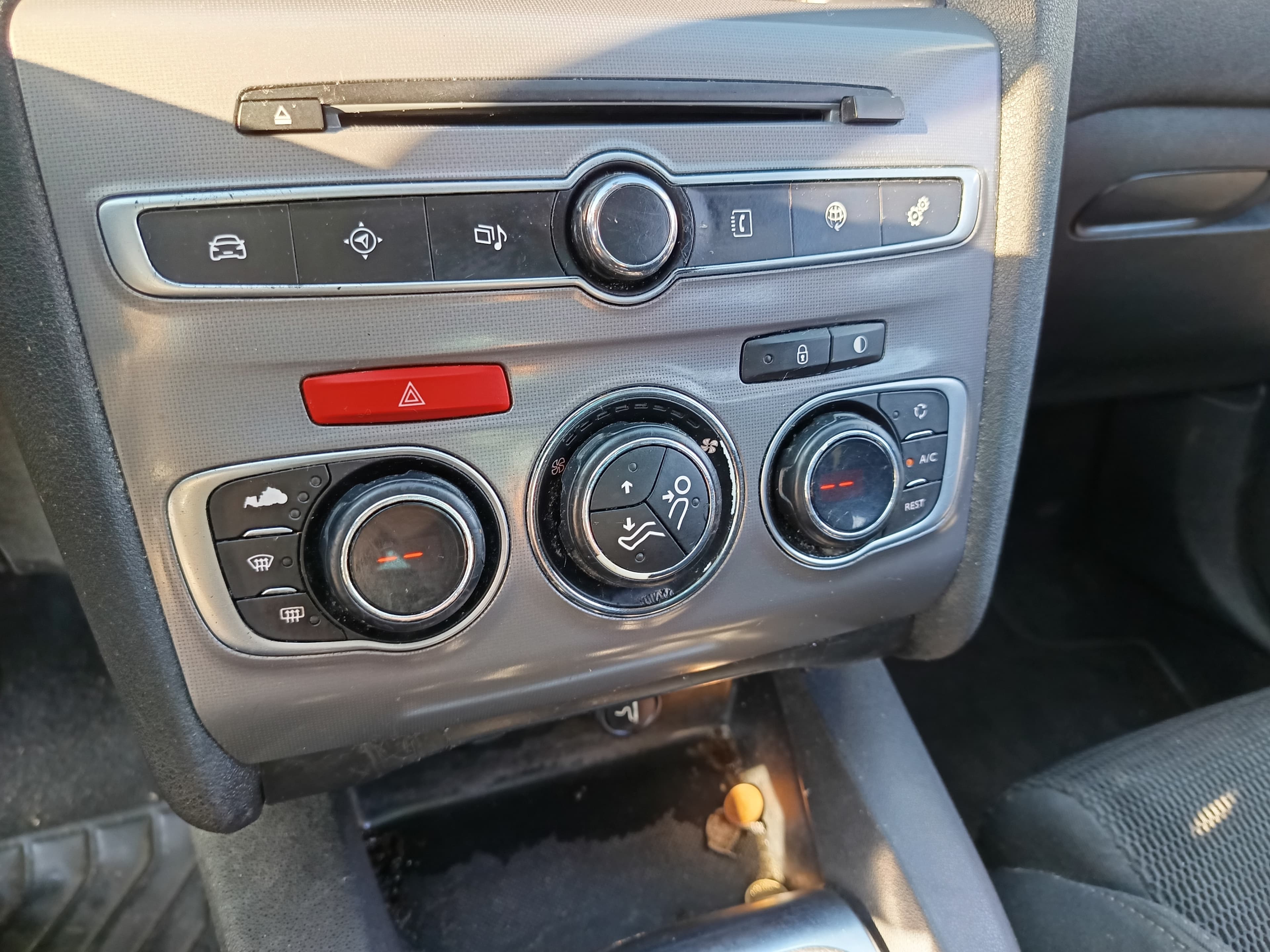Citroën C4 · Ano 2017 — image 47