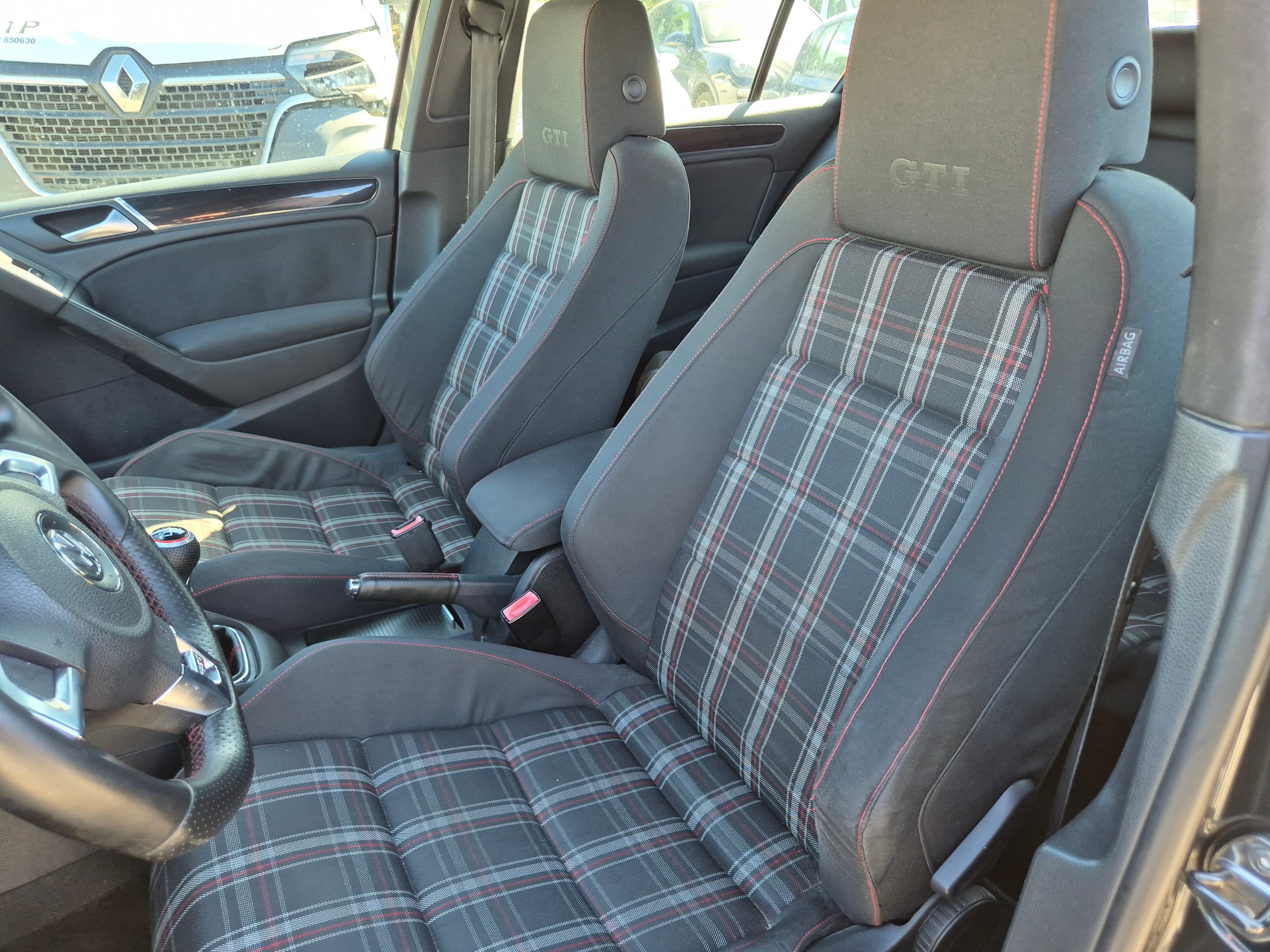 Volkswagen Golf · Ano 2009 — image 30