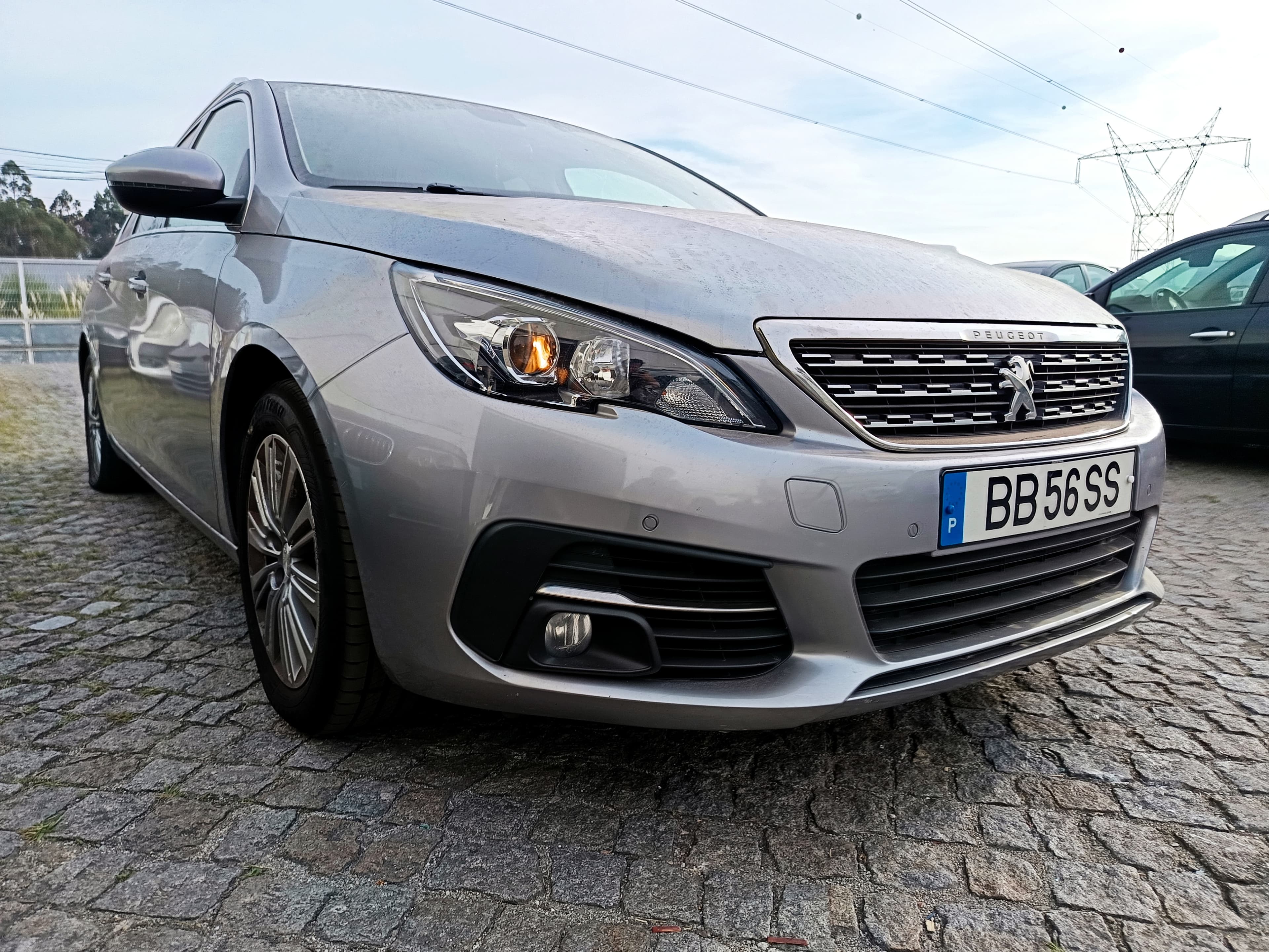 Peugeot 308 1.5 BlueHDi · Ano 2019 — imagem 4