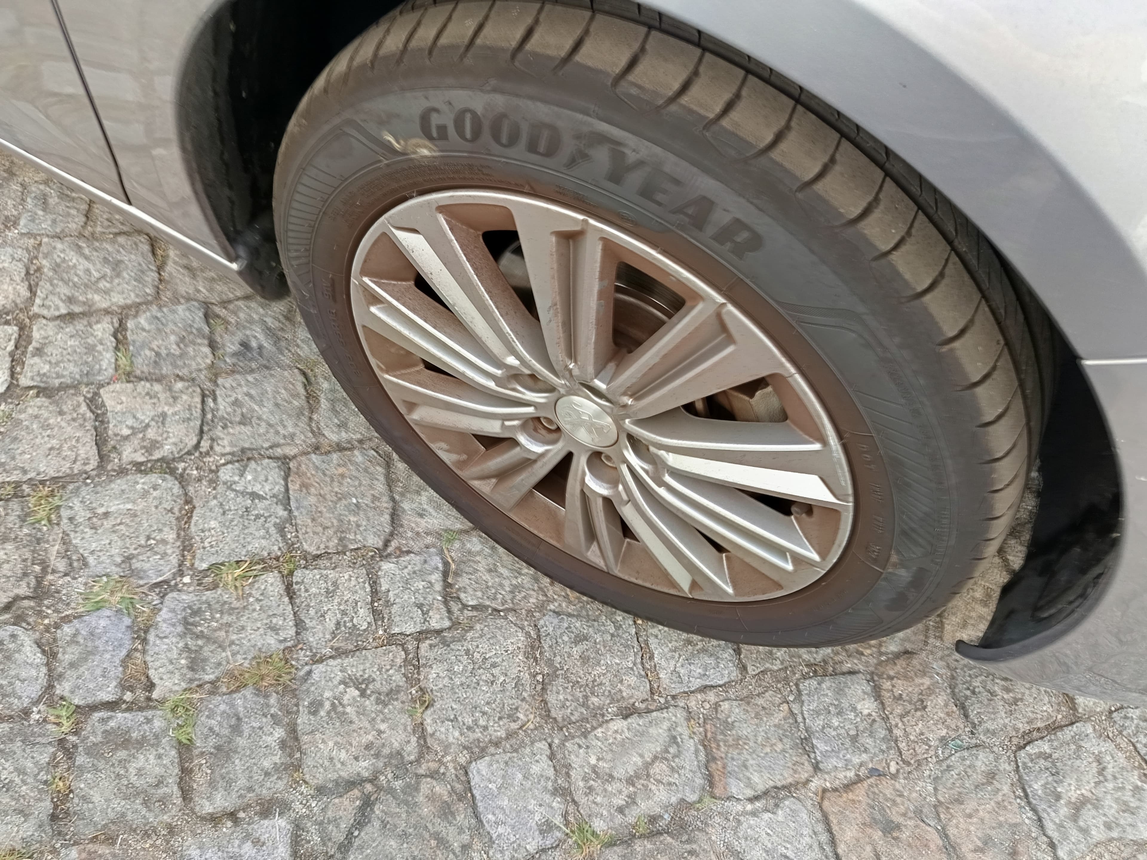 Peugeot 308 1.5 BlueHDi · Ano 2019 — imagem 11