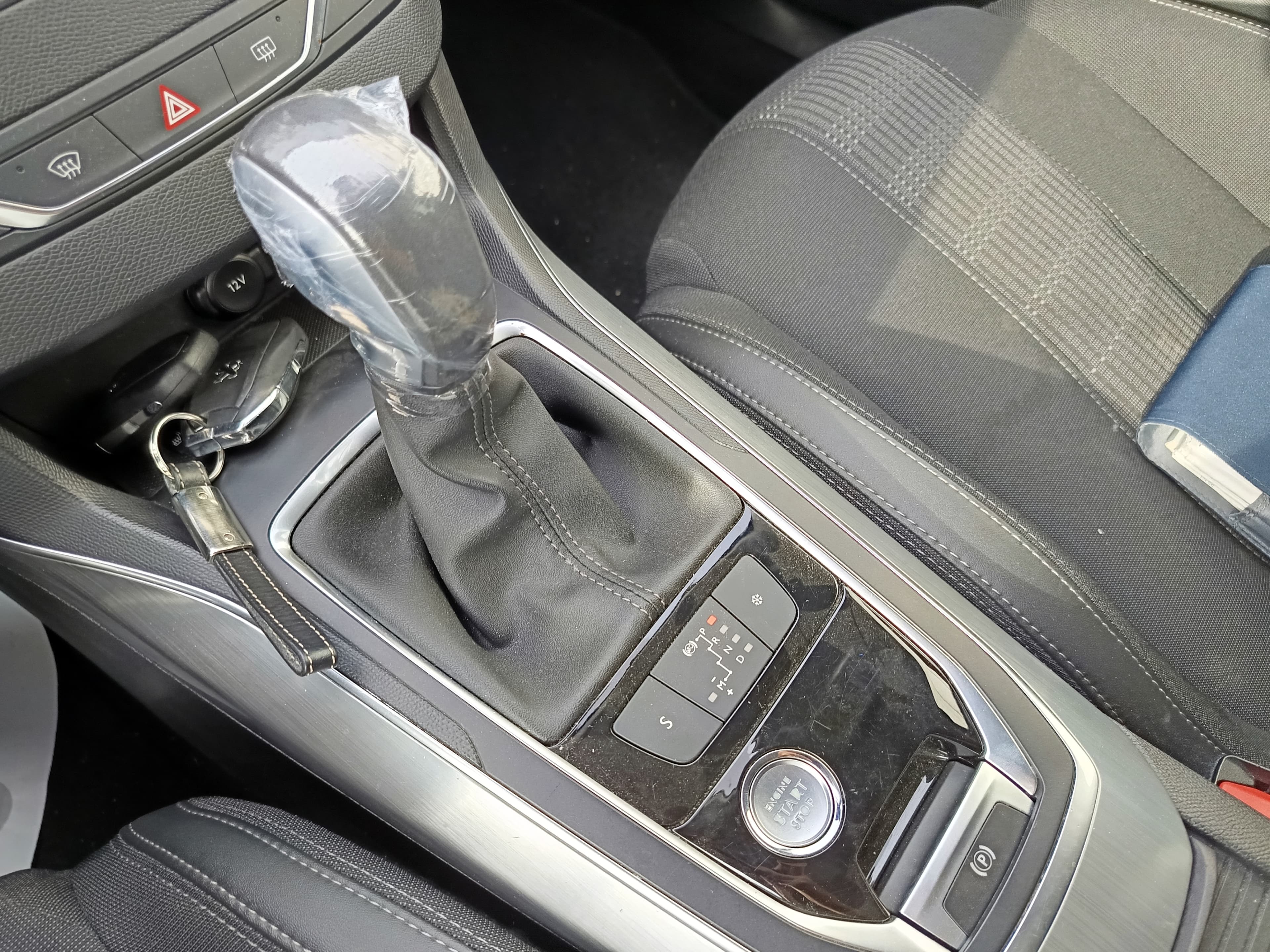 Peugeot 308 1.5 BlueHDi · Ano 2019 — imagem 30