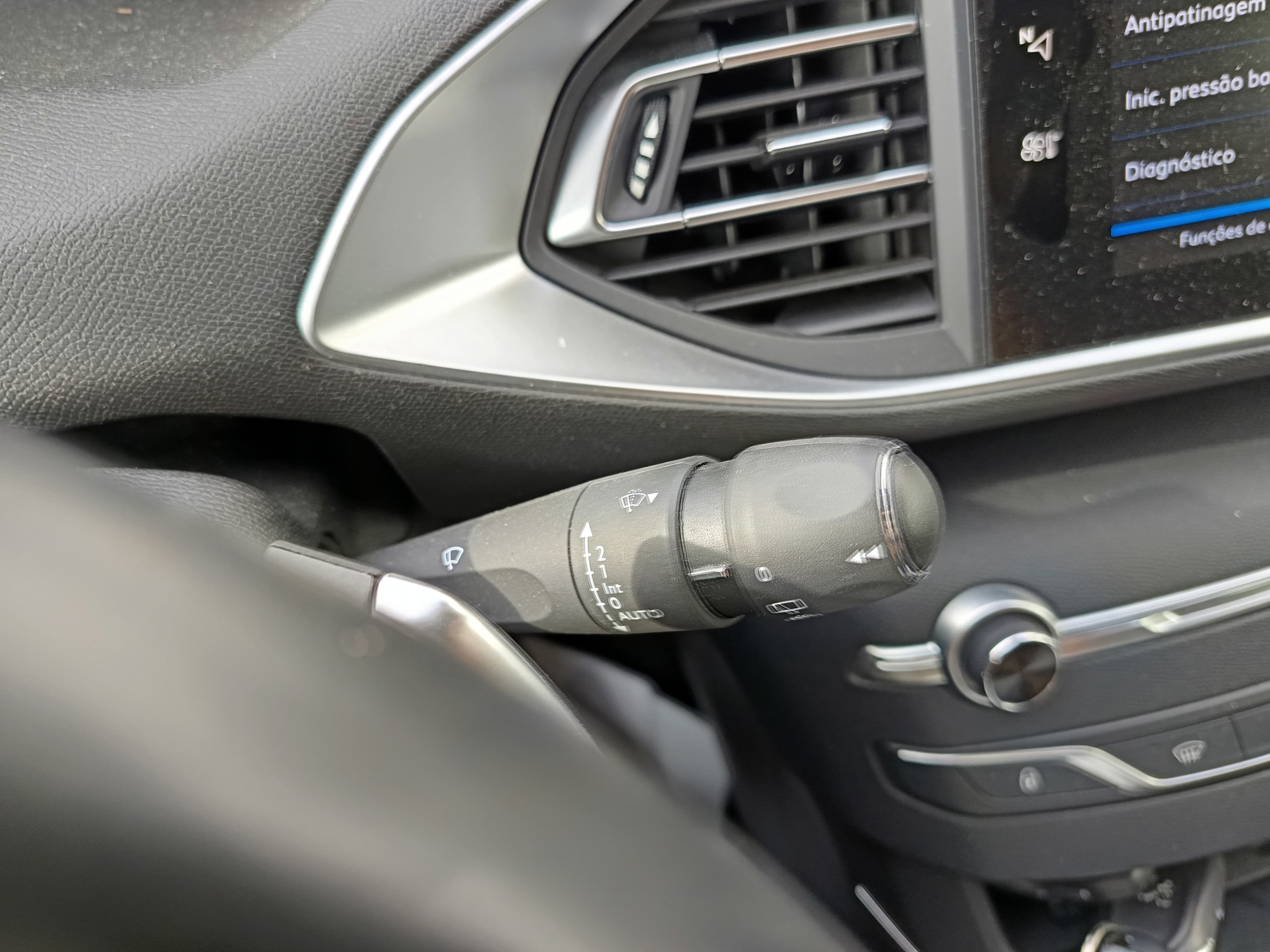 Peugeot 308 1.5 BlueHDi · Ano 2019 — imagem 27