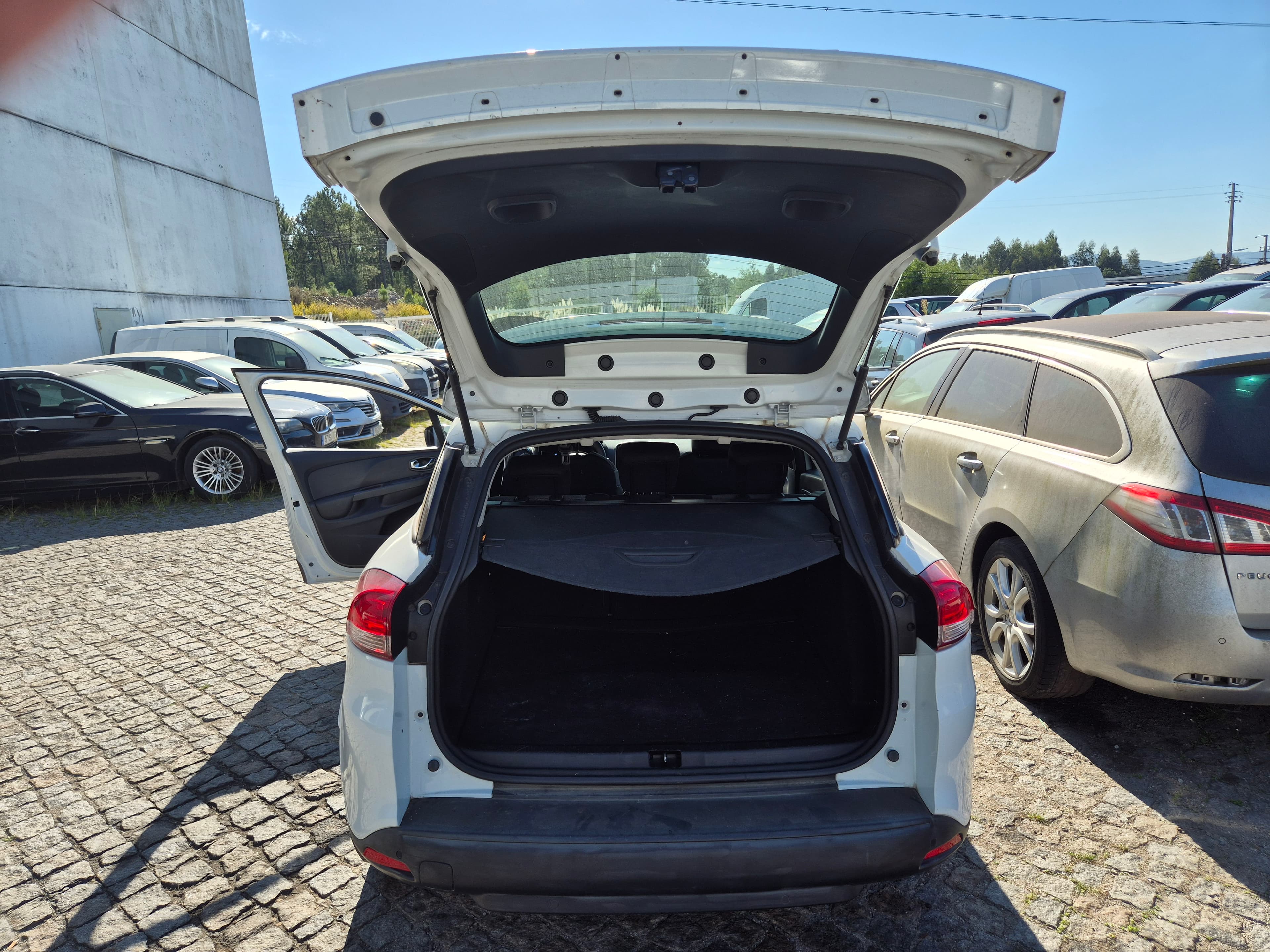 Renault Clio · Ano 2015 — imagem 7