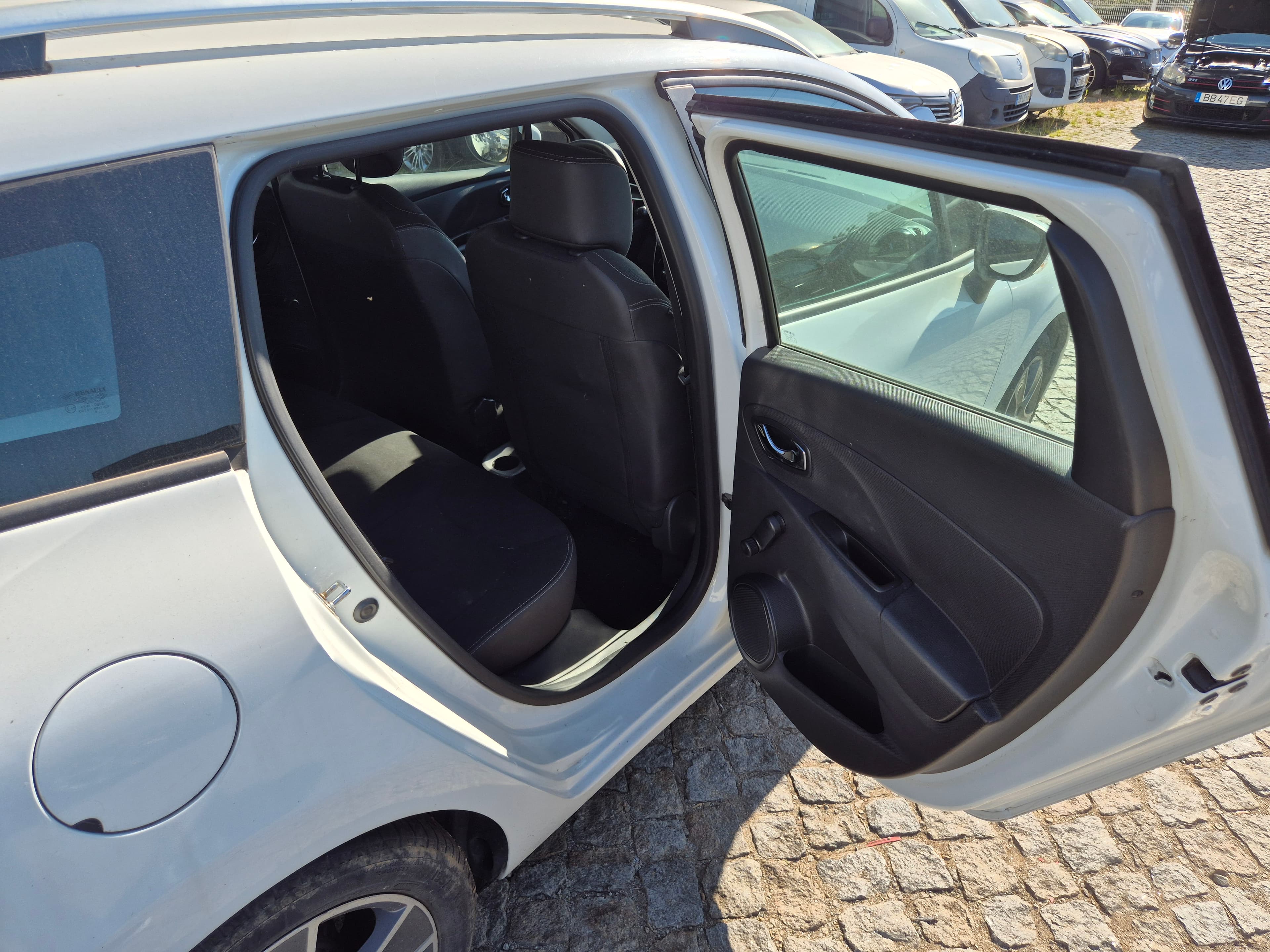 Renault Clio · Ano 2015 — imagem 25