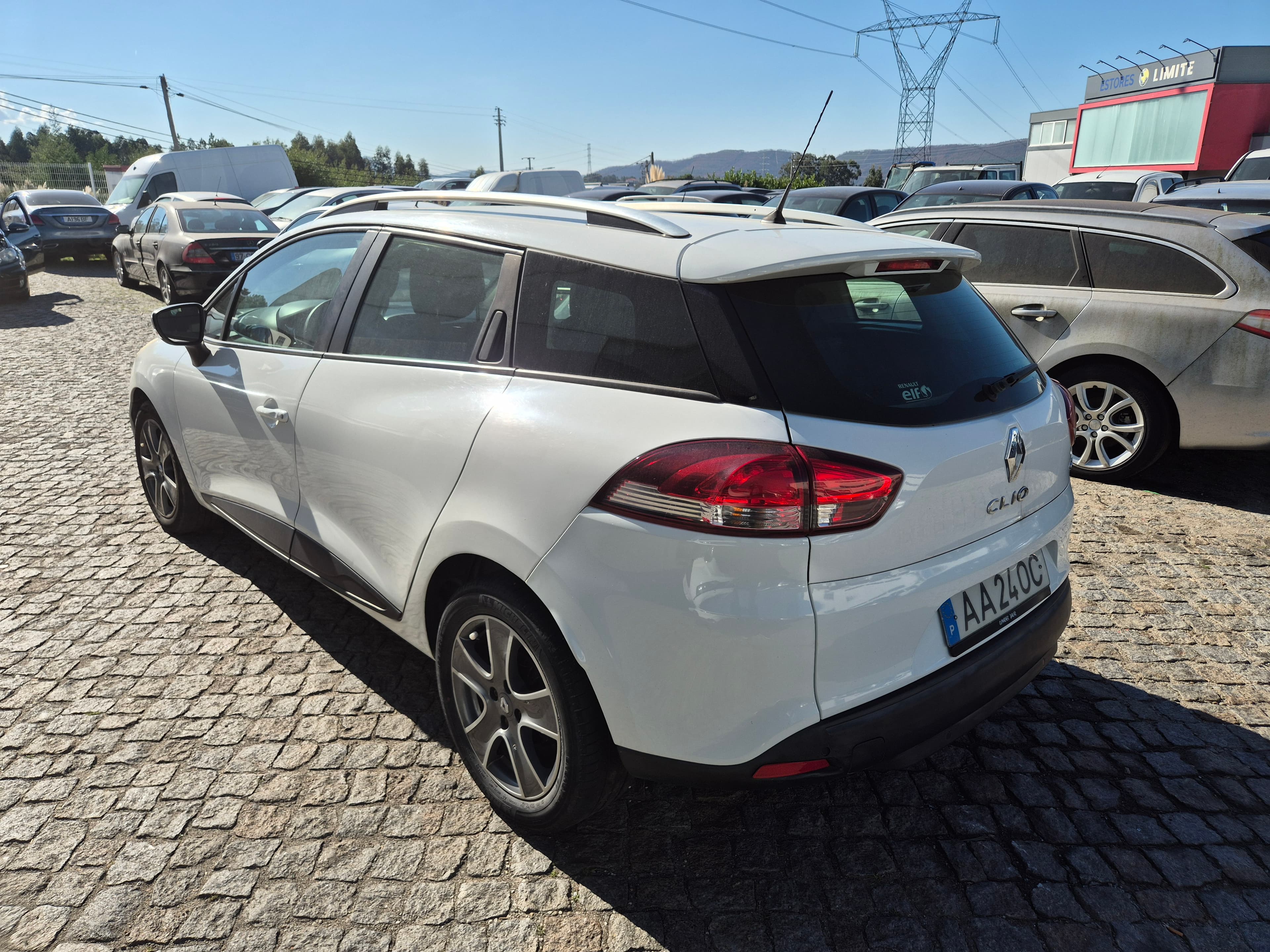 Renault Clio · Ano 2015 — imagem 4