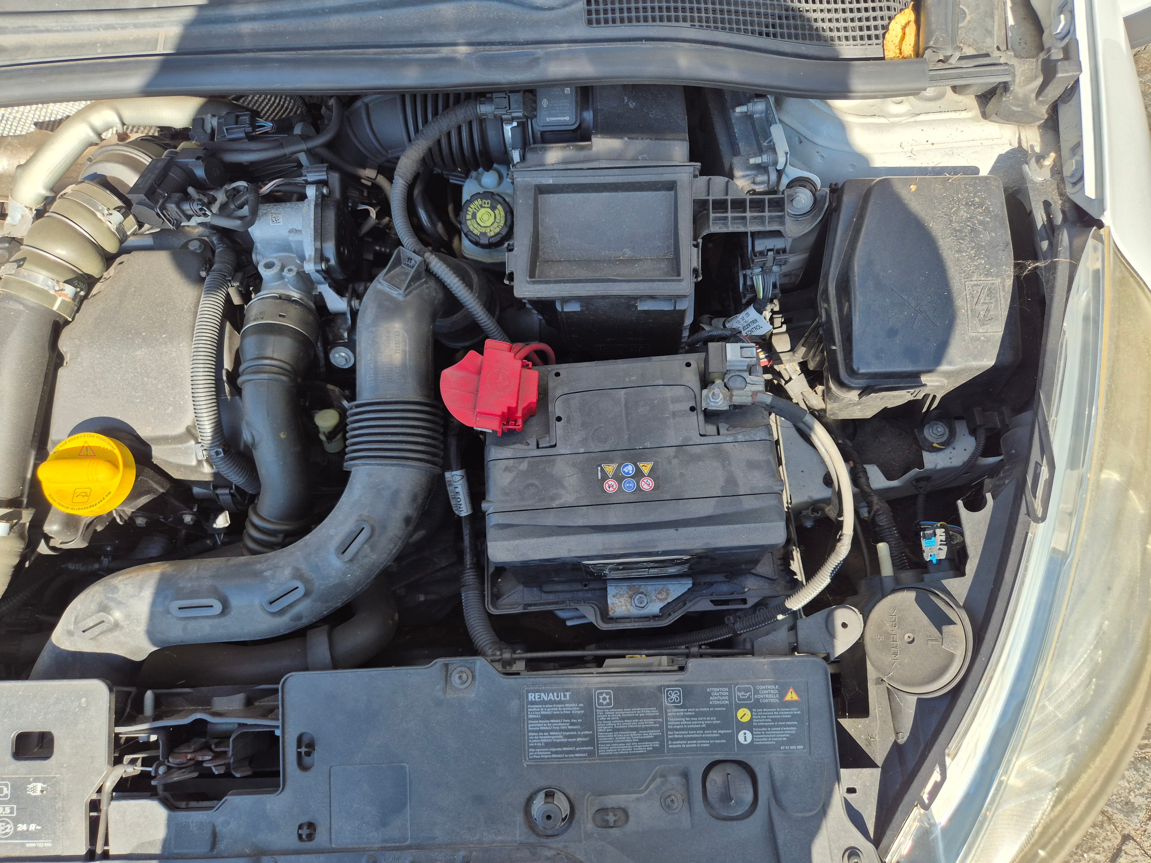 Renault Clio · Ano 2015 — imagem 17
