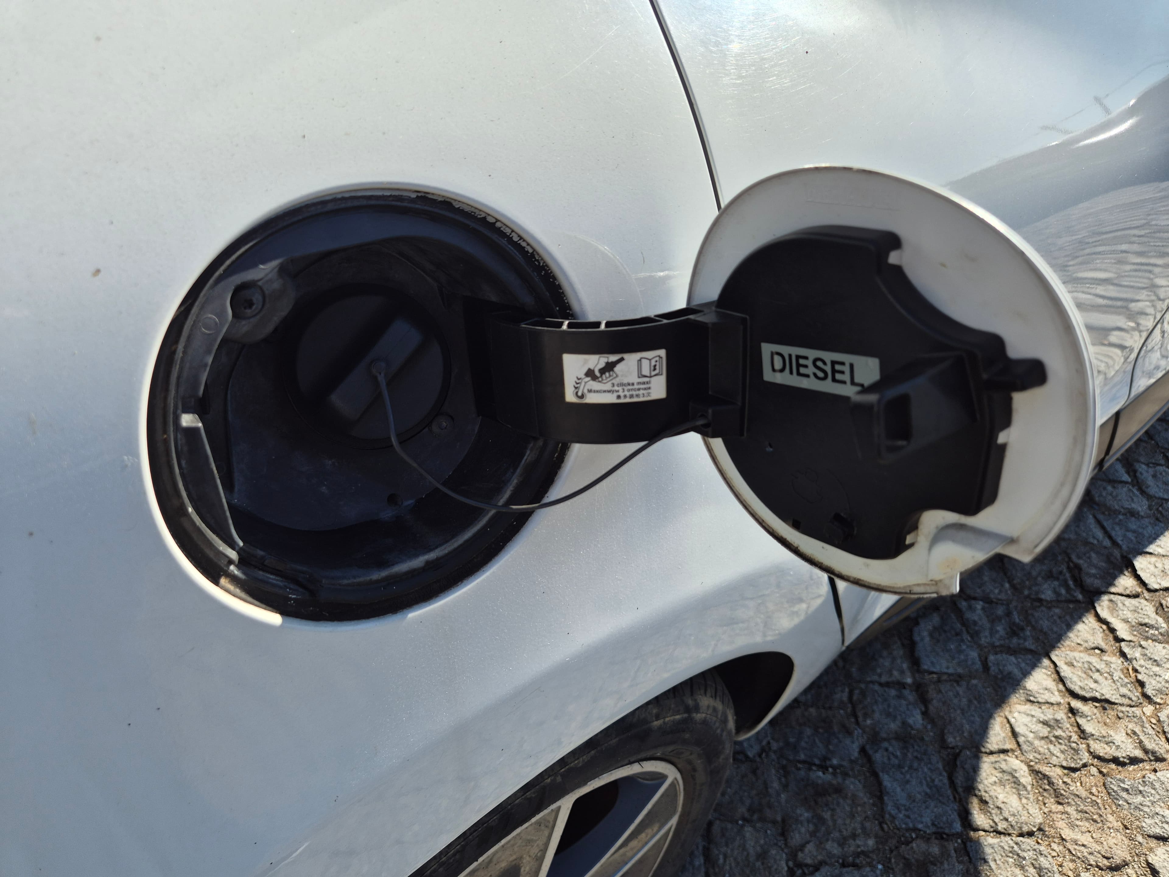 Renault Clio · Ano 2015 — imagem 14