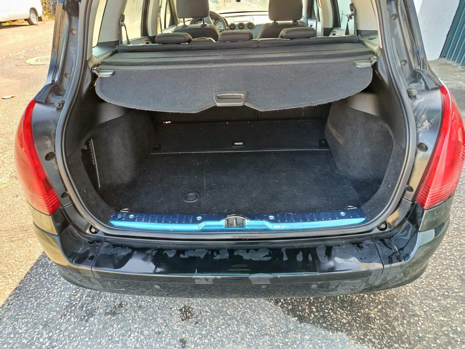 Peugeot 308 · Ano 2010 — imagem 9