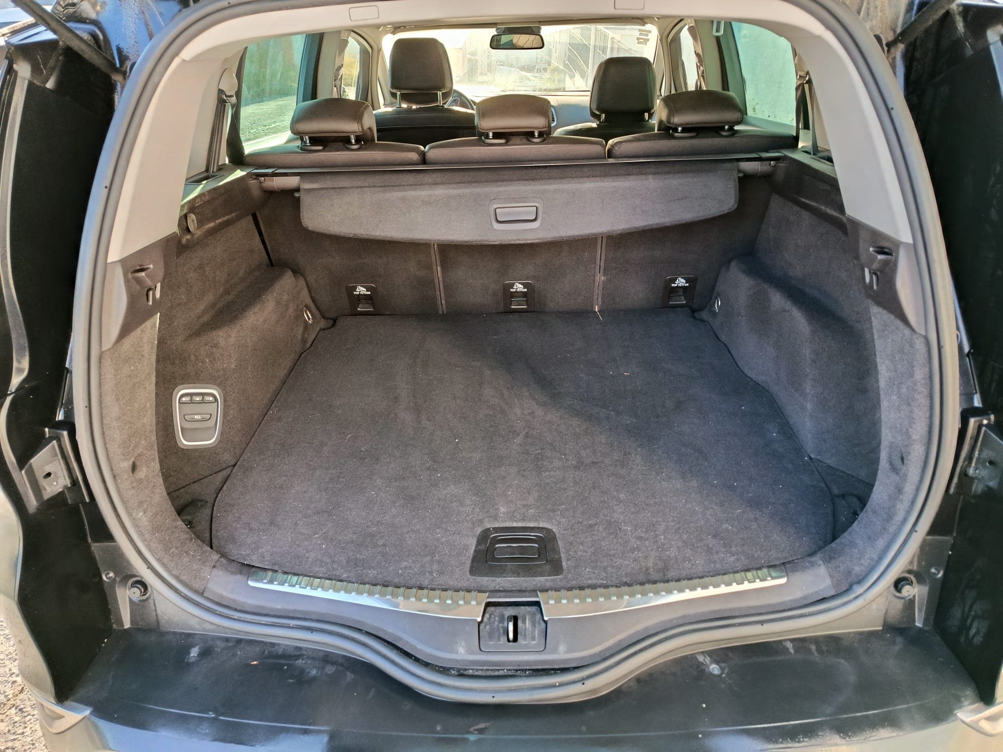 Renault Espace · Ano 2016 — imagem 9