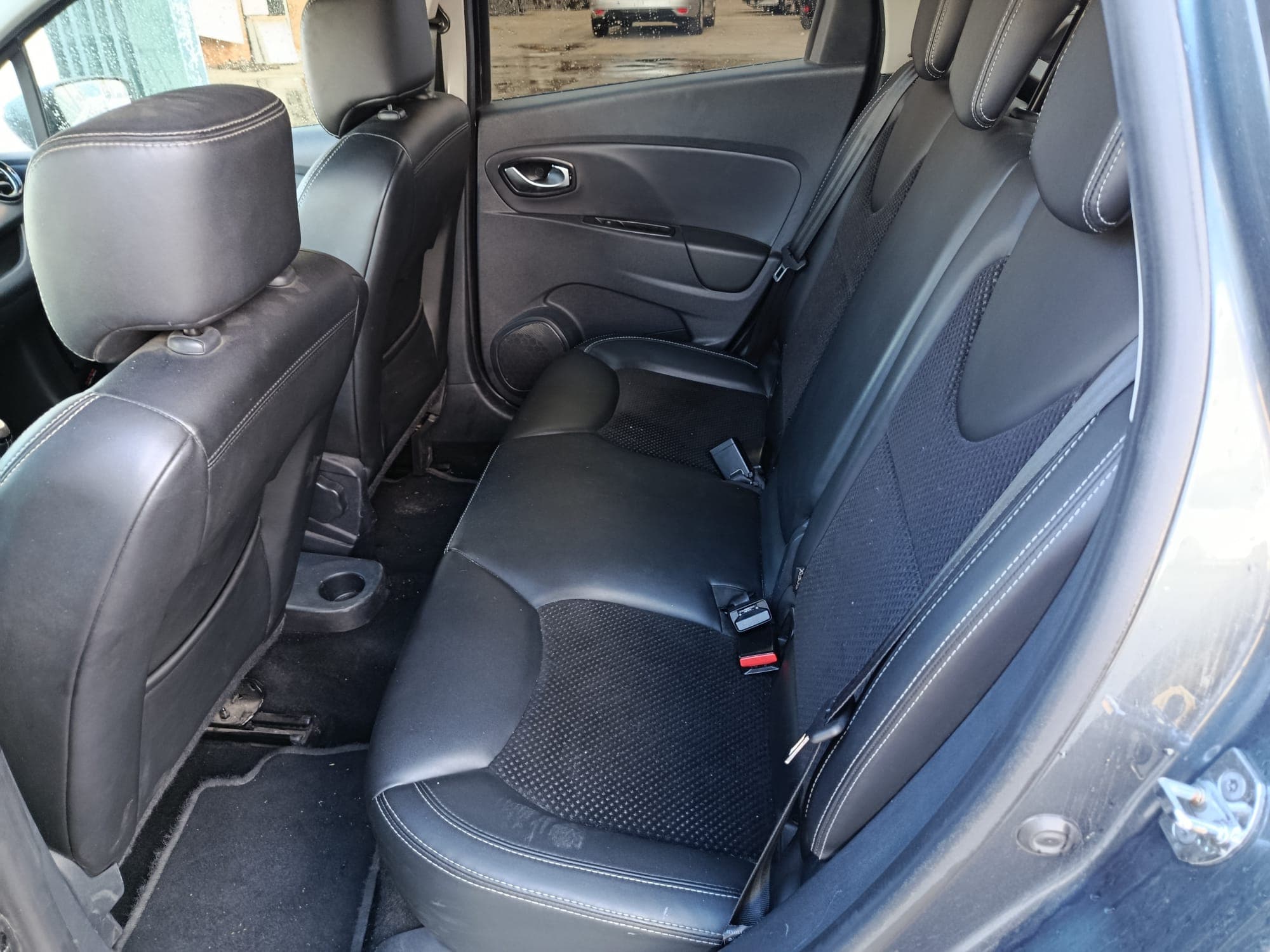 Renault Clio · Año 2019 — imagen 22