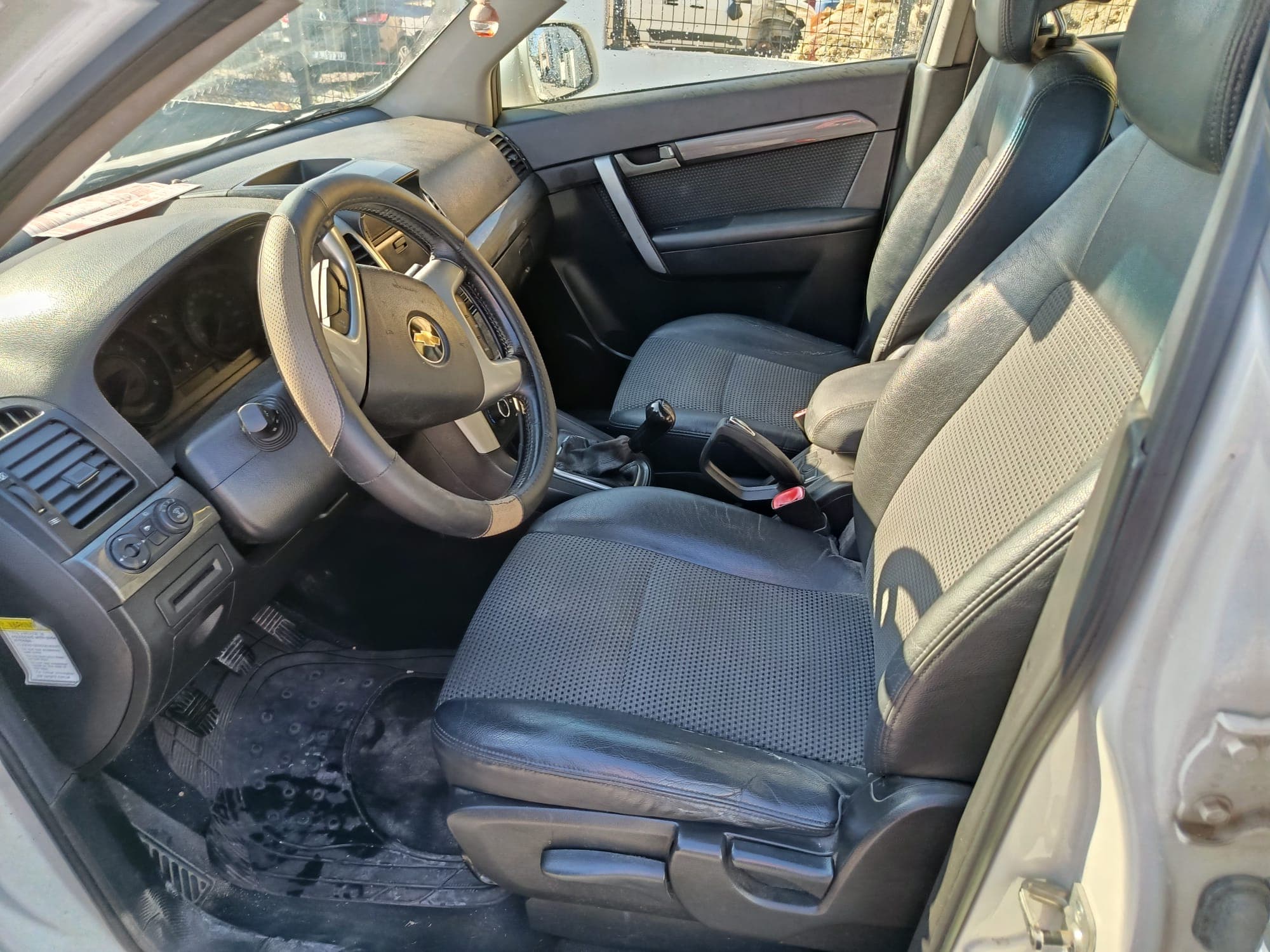 Chevrolet Captiva · Ano 2010 — image 15