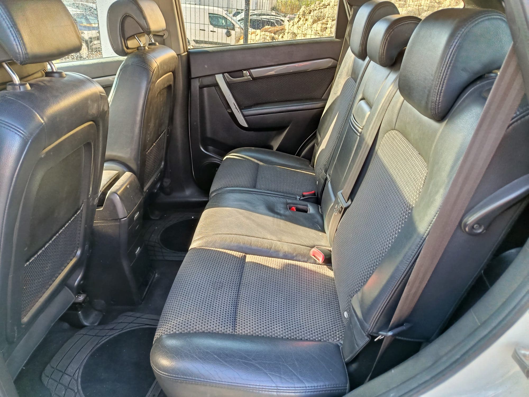 Chevrolet Captiva · Ano 2010 — image 18
